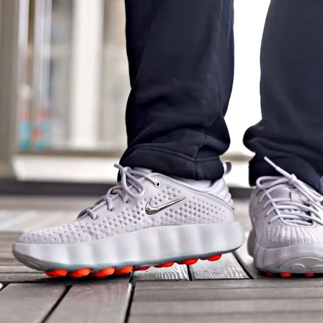 4470-79-nike gallery