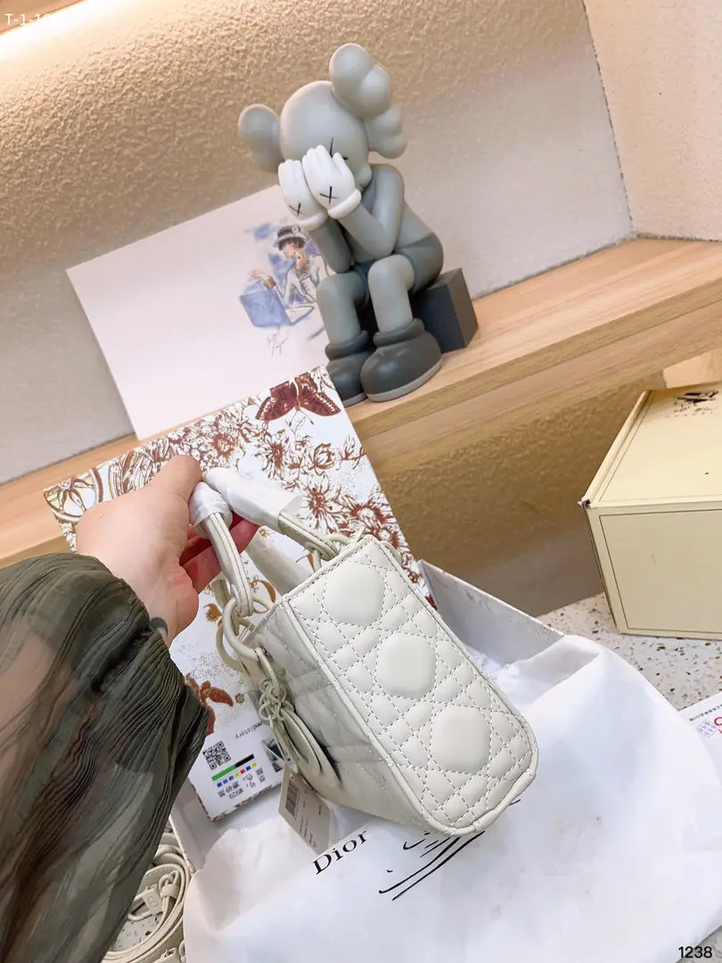 code:3762-66$-471.32 DIOR gallery