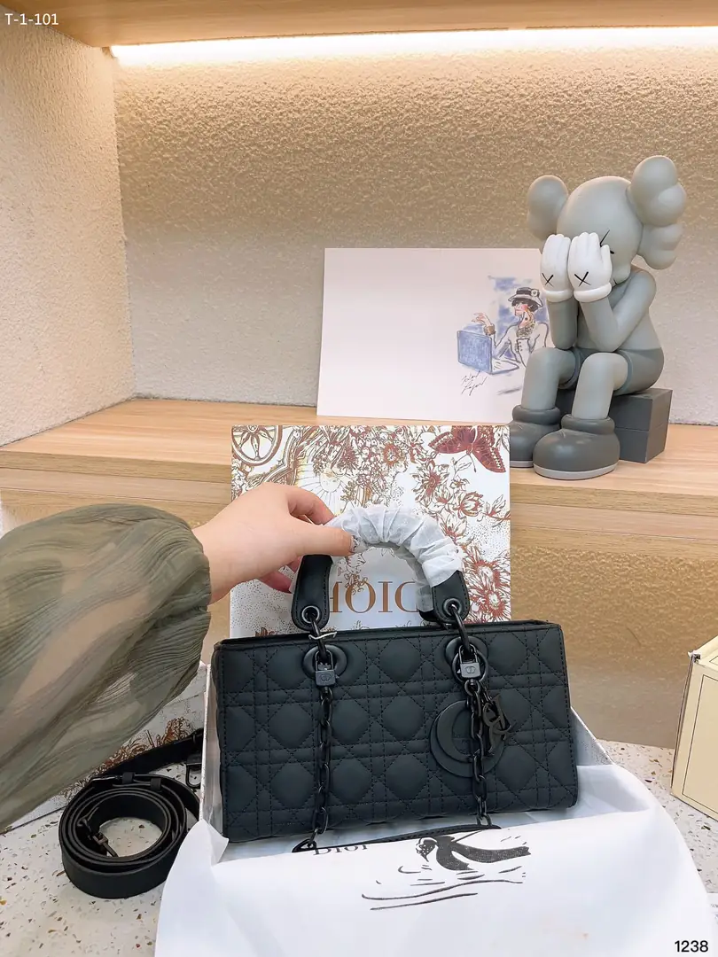 code:3762-66$-471.32 DIOR gallery