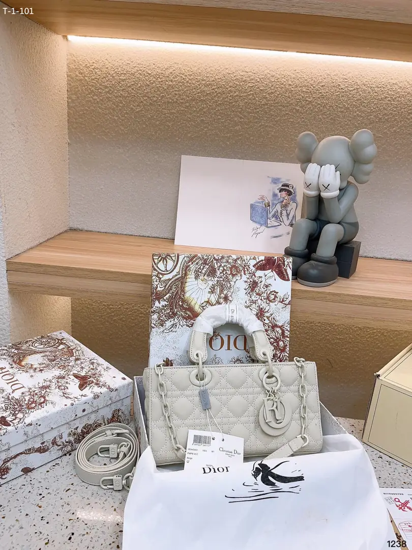 code:3762-66$-471.32 DIOR gallery