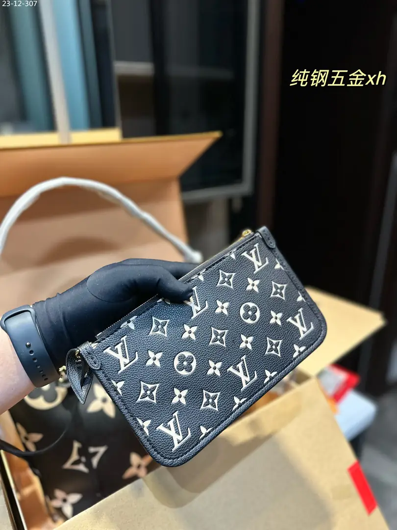 code:3778-100$-724.59-LV gallery