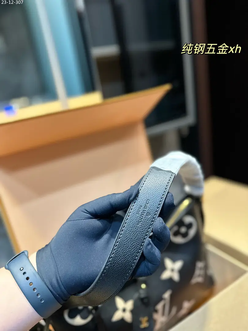 code:3778-100$-724.59-LV gallery