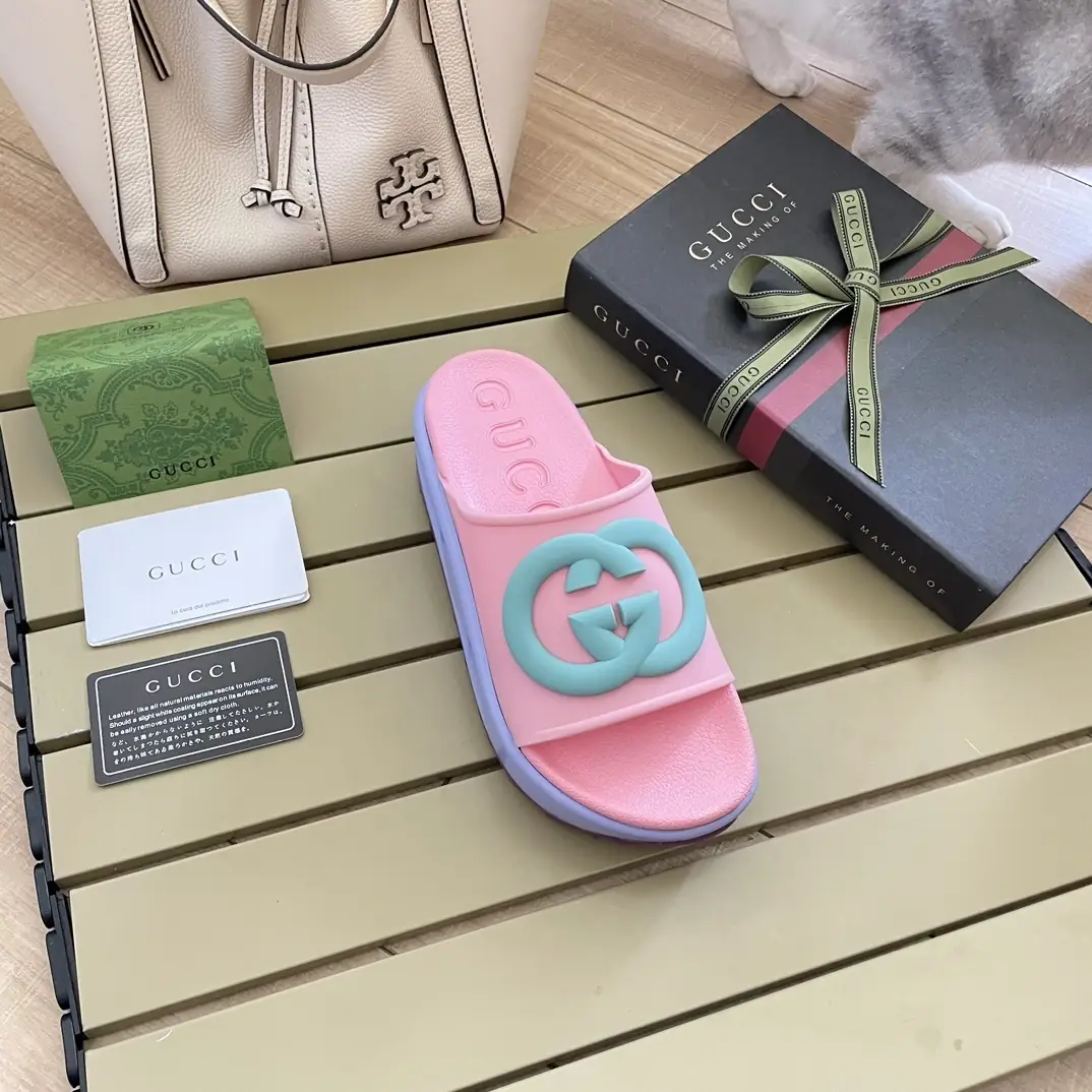 code:3832-399-55.99-gucci-with box gallery