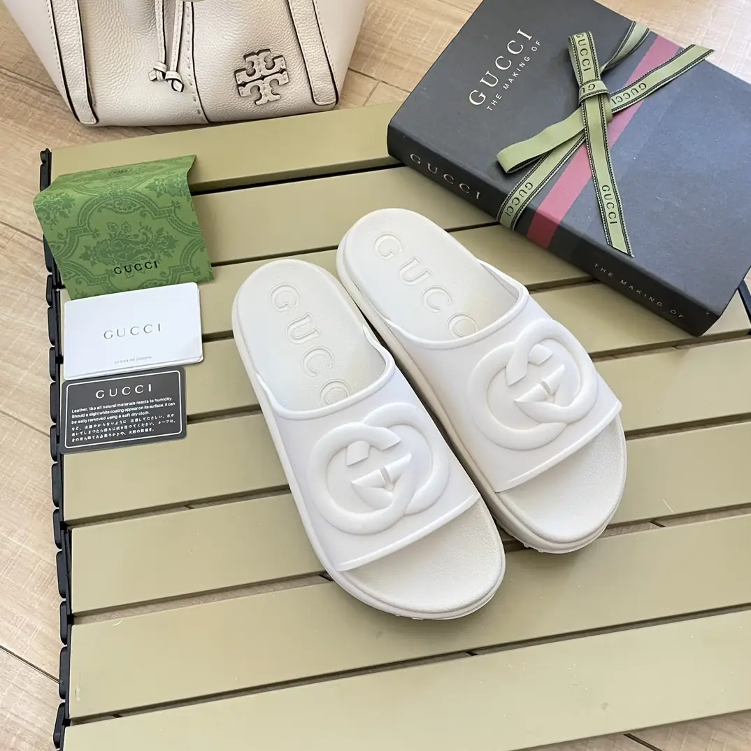 code:3832-399-55.99-gucci-with box gallery