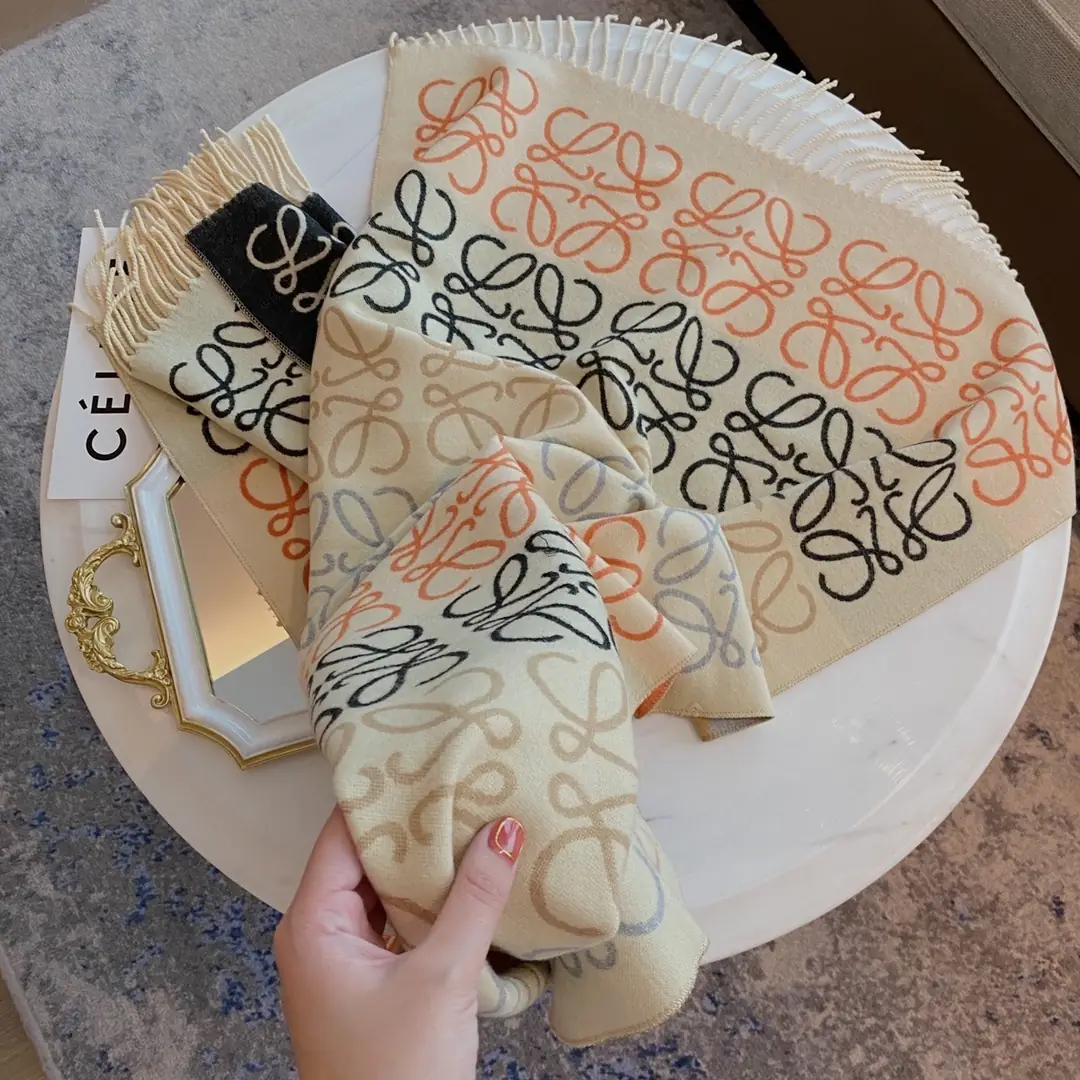 code：2031-21.99 loewe gallery