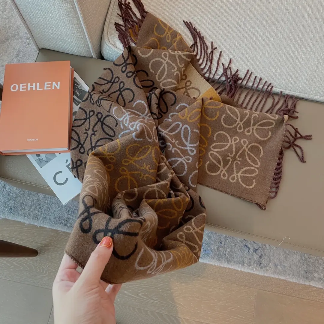 code：2031-21.99 loewe gallery