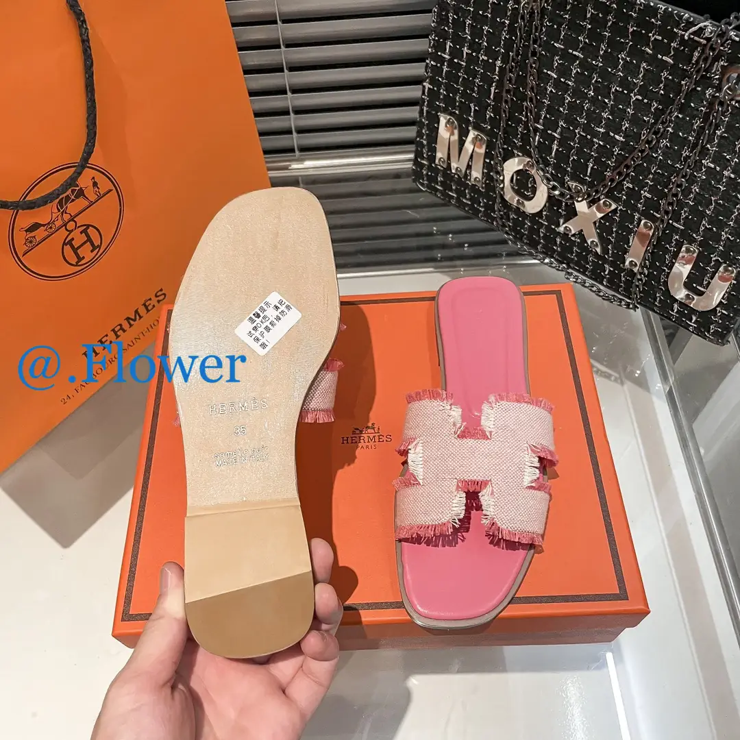 code：2725-43.99 Hermes gallery