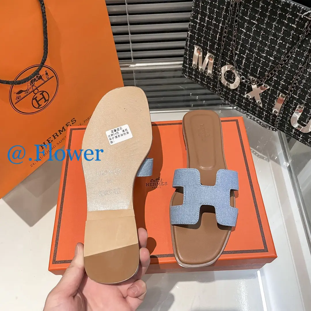 code：2725-43.99 Hermes gallery