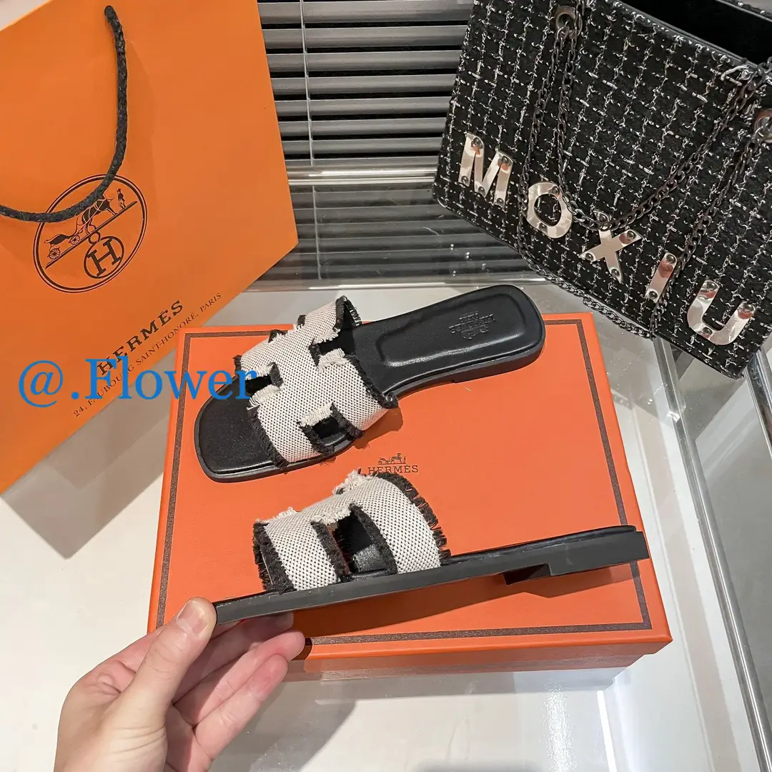 code：2725-43.99 Hermes gallery