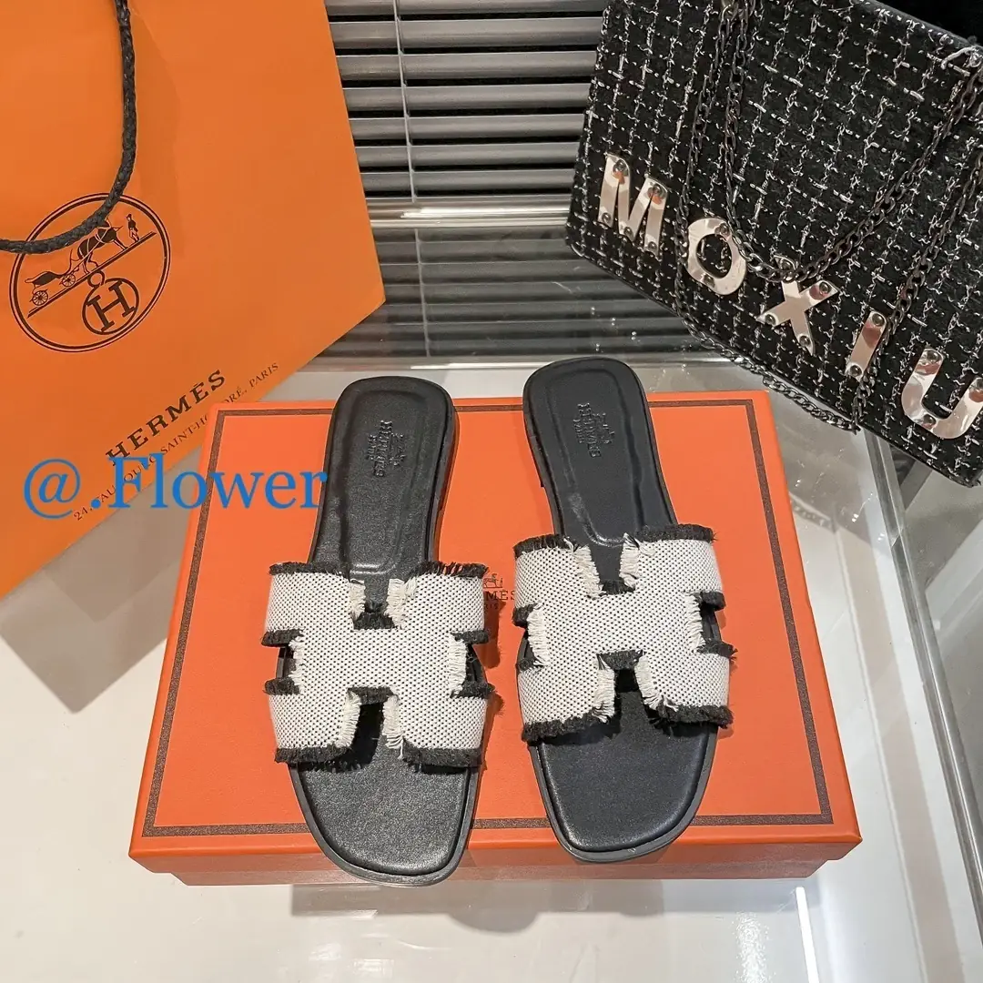 code：2725-43.99 Hermes gallery