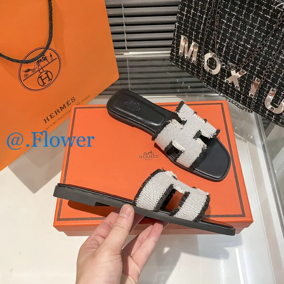 code：2725-43.99 Hermes gallery