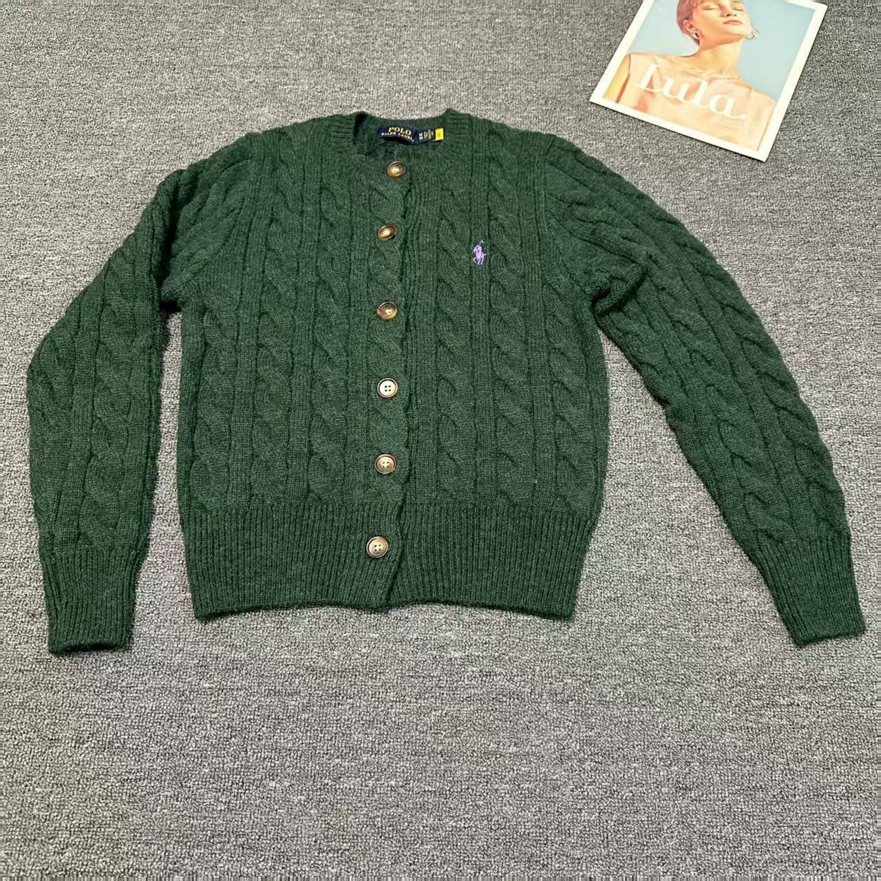 AA3392-AA3407  312.99 gallery