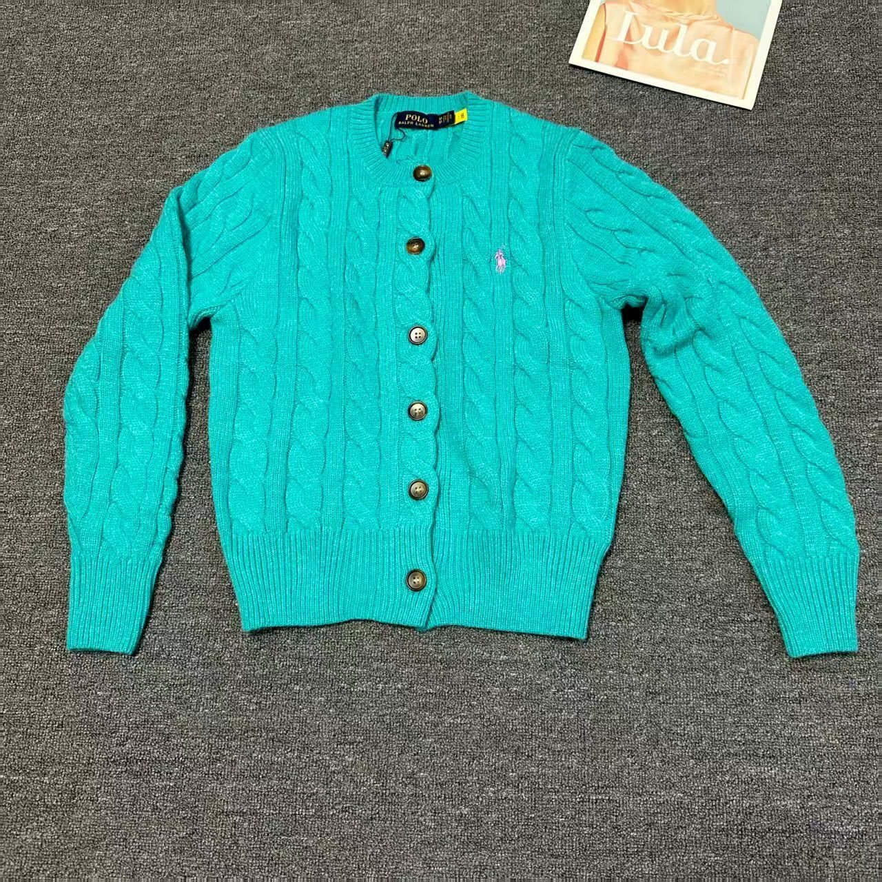 AA3392-AA3407  312.99 gallery