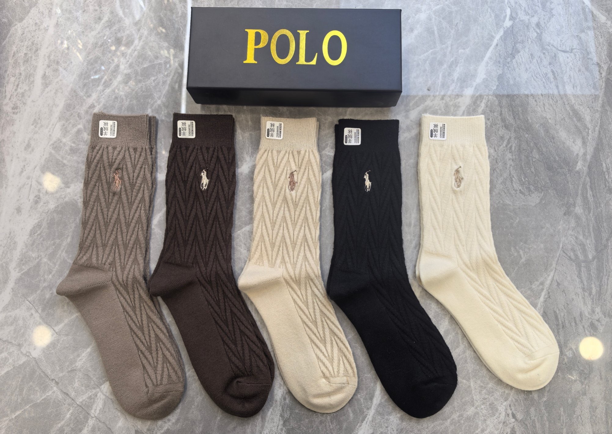 GV625-GV626，Polo socks 不带盒子173.99 带盒子188.99 gallery
