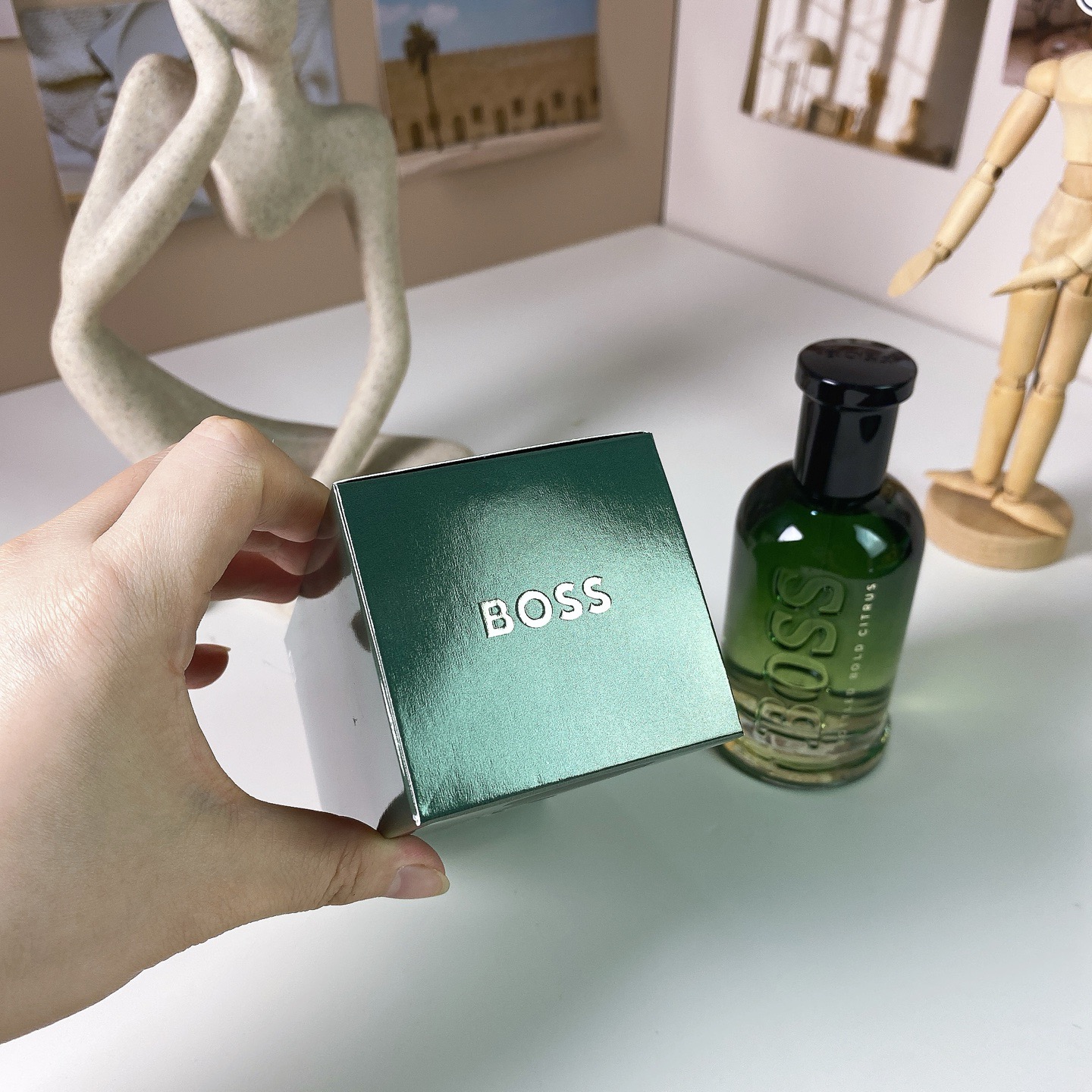 HX139，Boss Perfume 100ml 212.99上GA. QA gallery