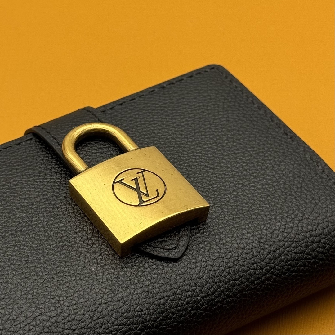 MN3806-MN3810, LV wallet leather with box 269.99 size: 11*8.5*2cm gallery
