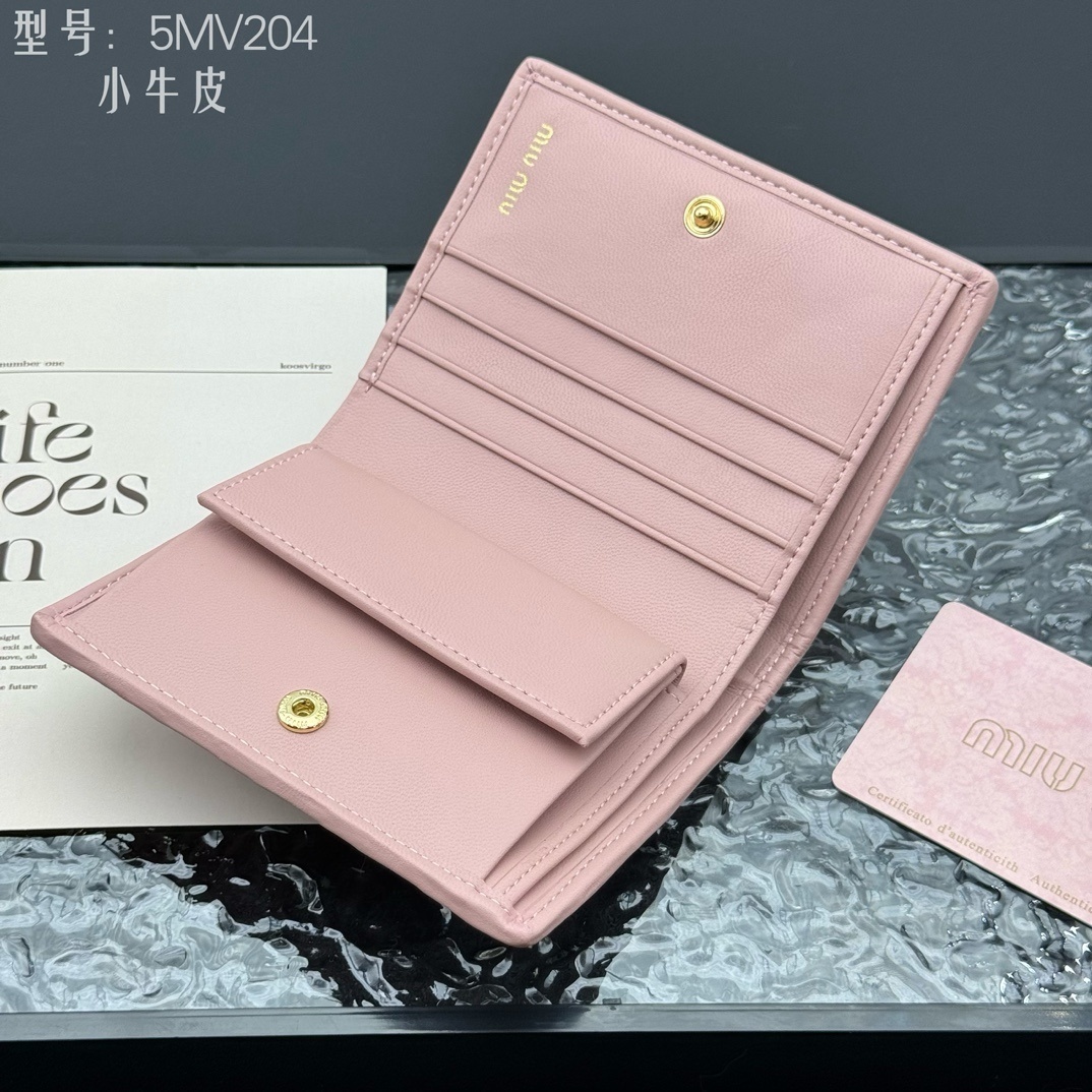 MN3811-MN3812, Miumiu wallet leather with box 268.99 11.5*8cm gallery