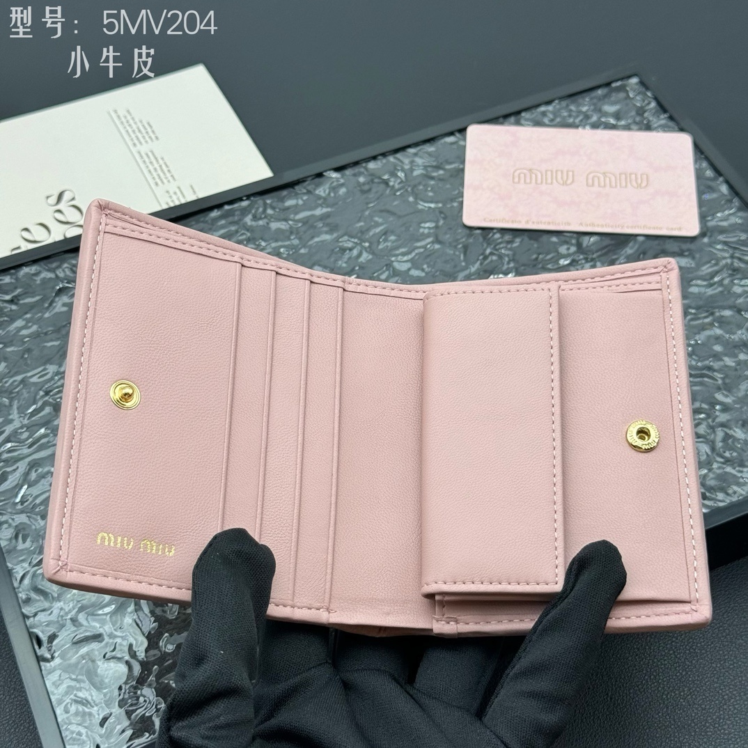 MN3811-MN3812, Miumiu wallet leather with box 268.99 11.5*8cm gallery