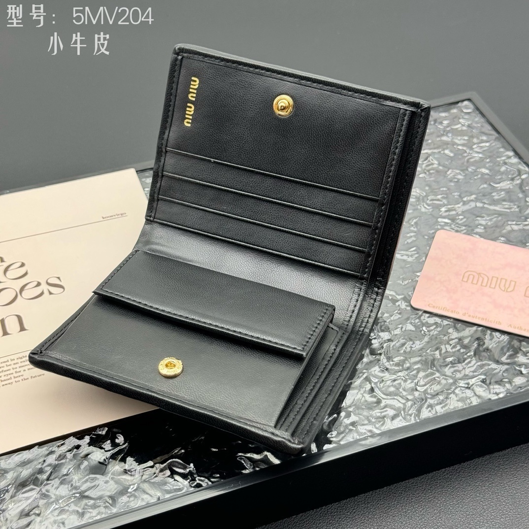 MN3811-MN3812, Miumiu wallet leather with box 268.99 11.5*8cm gallery