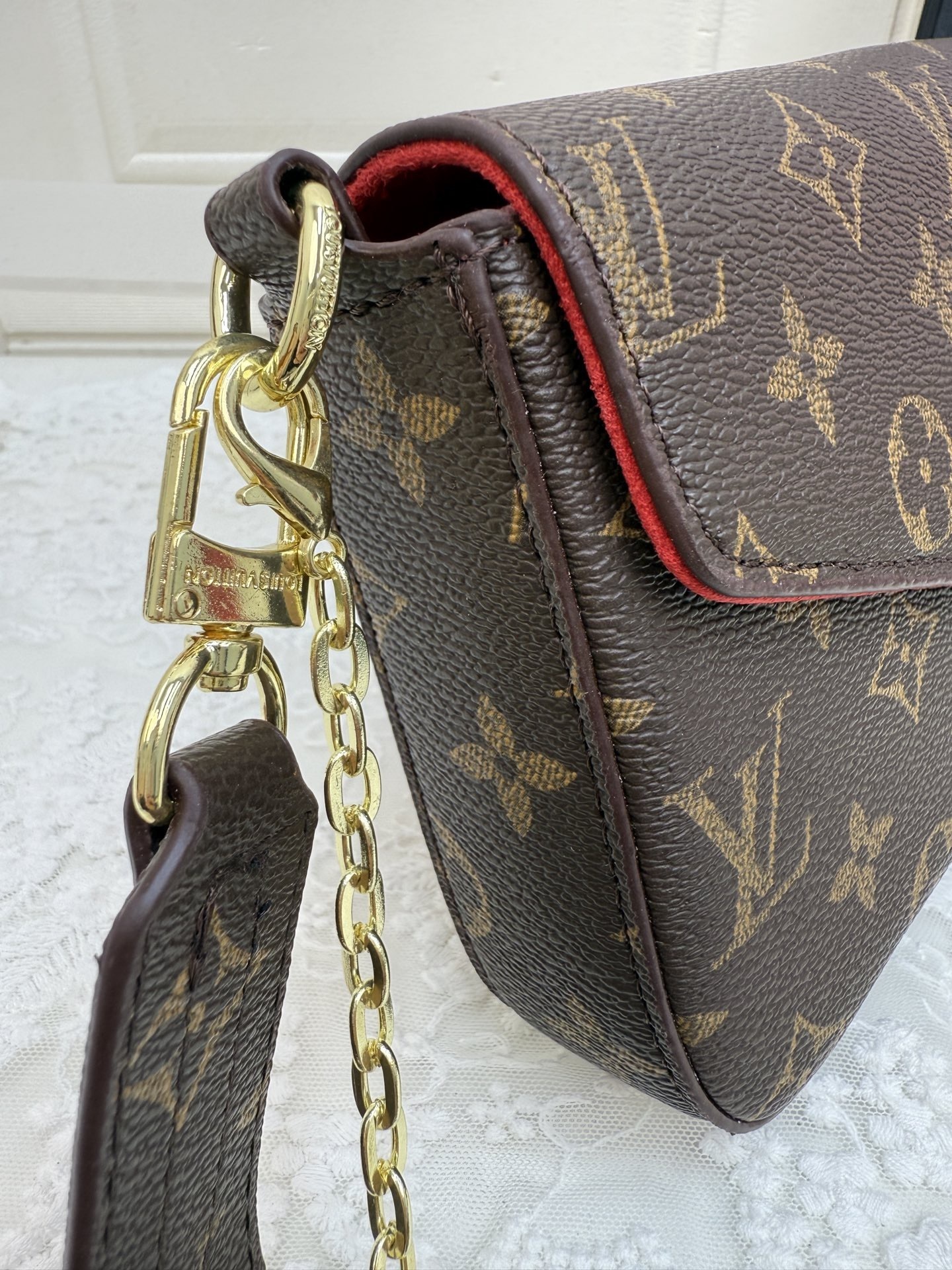 PH1724-PH1728，LV bag size 22.5133.5cm.  225.99 上GA gallery