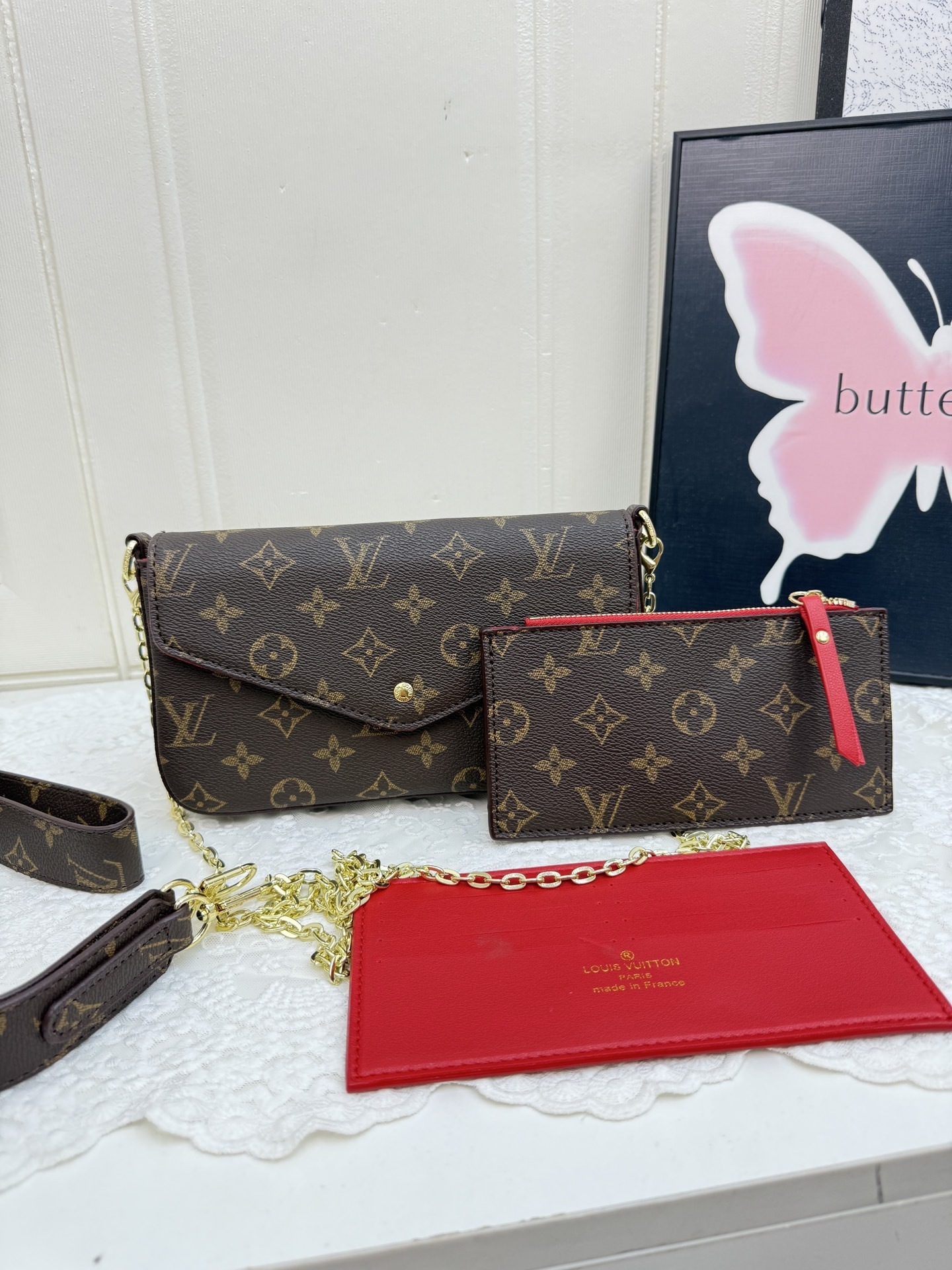 PH1724-PH1728，LV bag size 22.5133.5cm.  225.99 上GA gallery