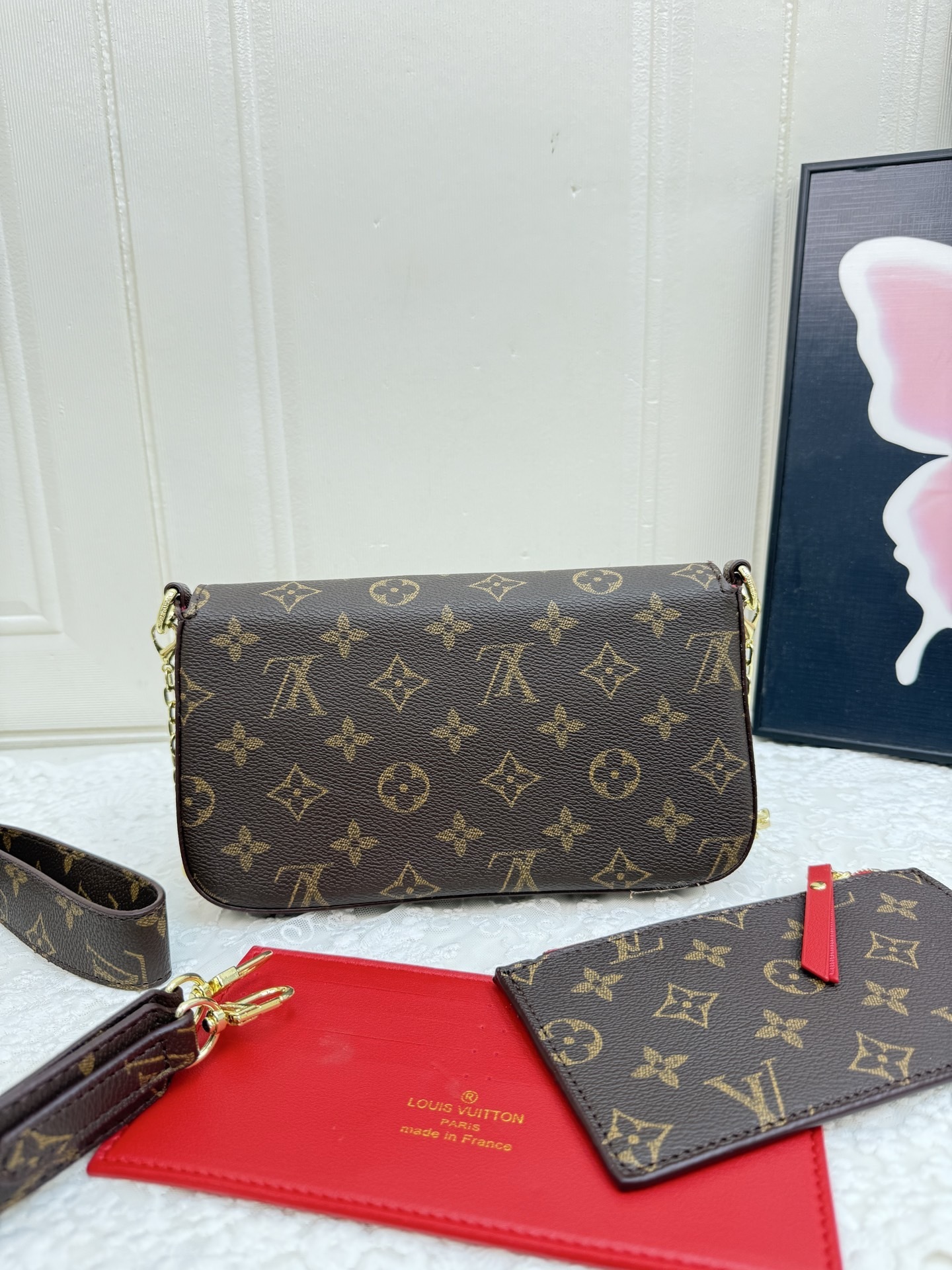 PH1724-PH1728，LV bag size 22.5133.5cm.  225.99 上GA gallery