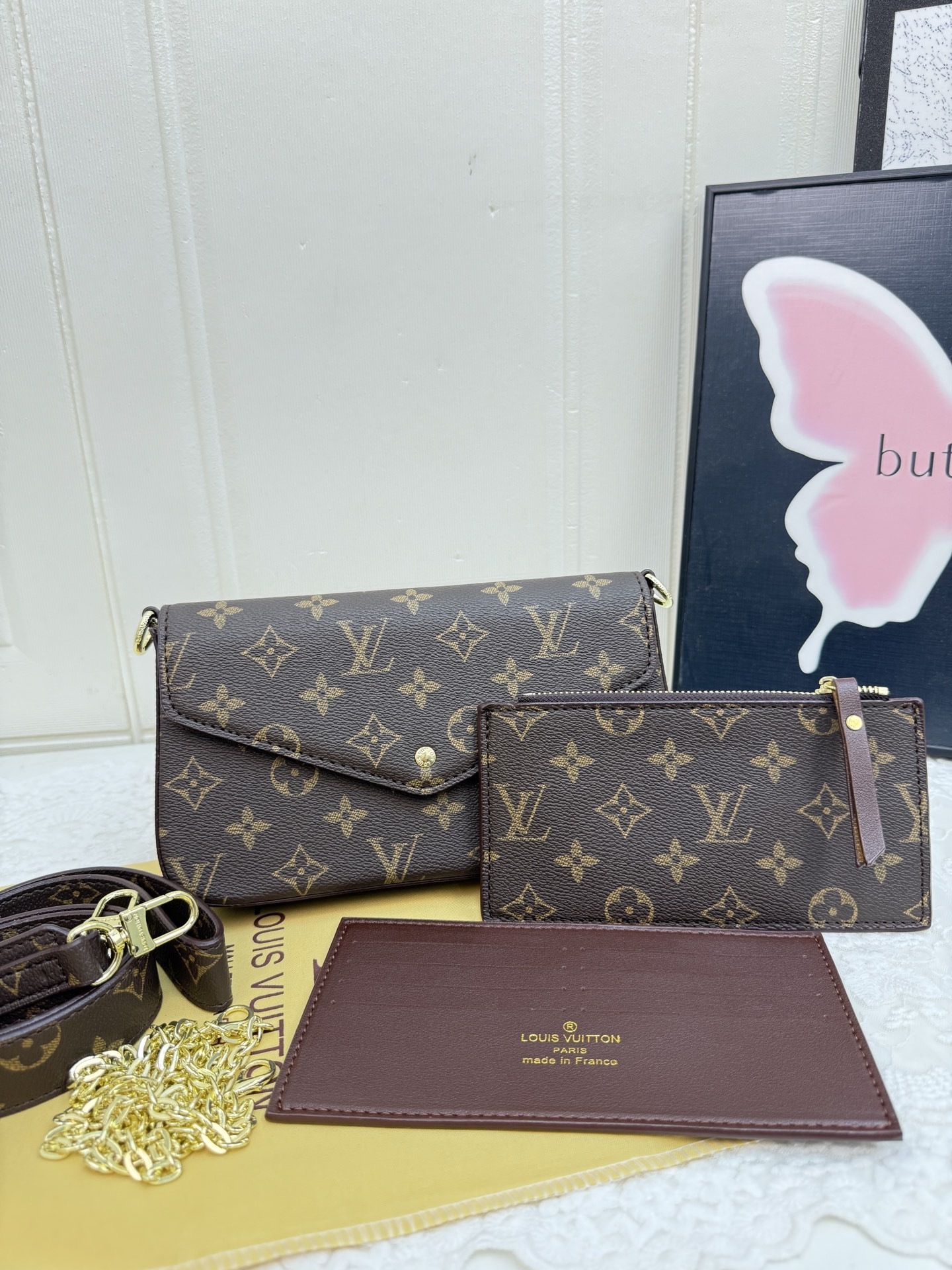 PH1724-PH1728，LV bag size 22.5133.5cm.  225.99 上GA gallery