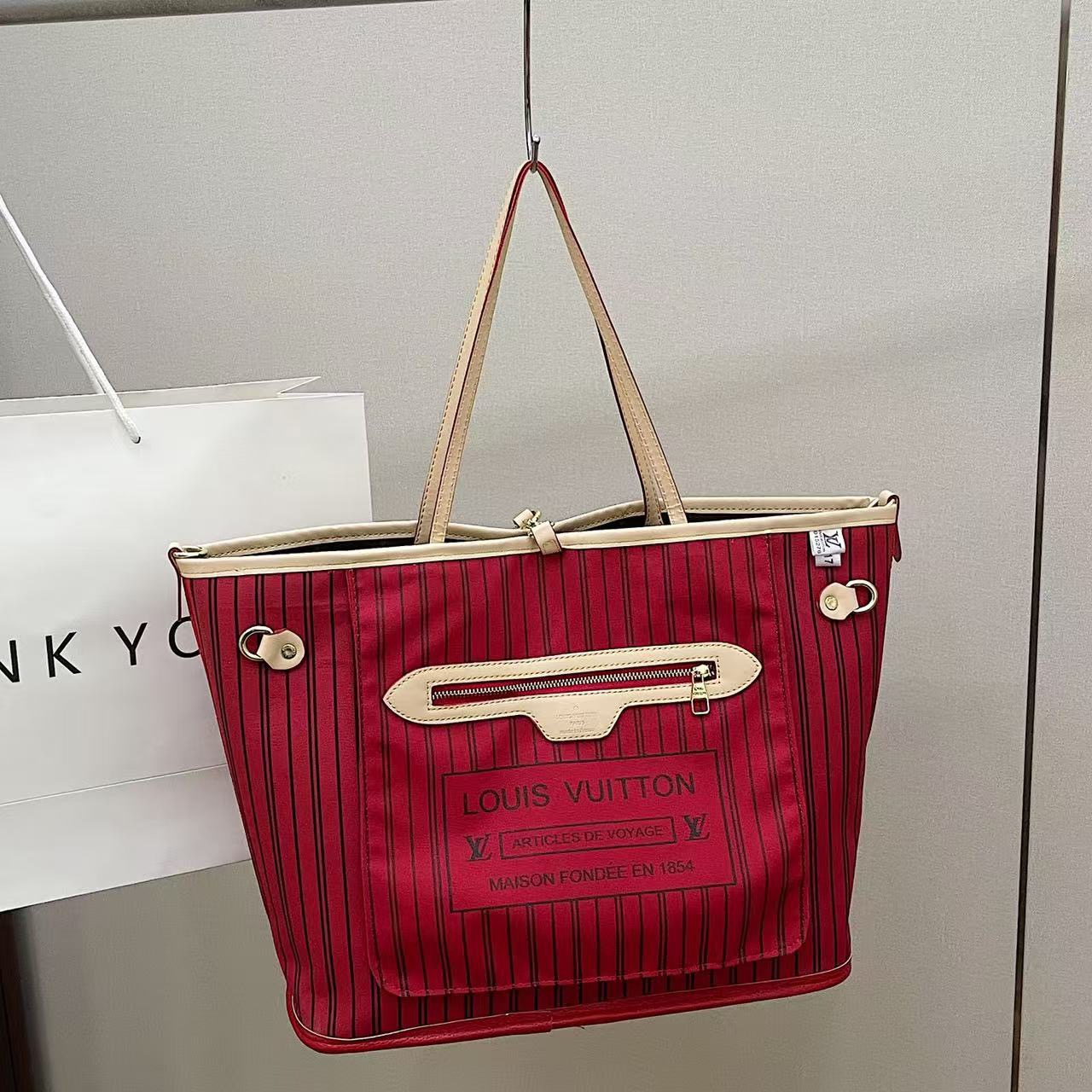 PH982-PH985，LV bag two side use with box.  37.99  上GA gallery