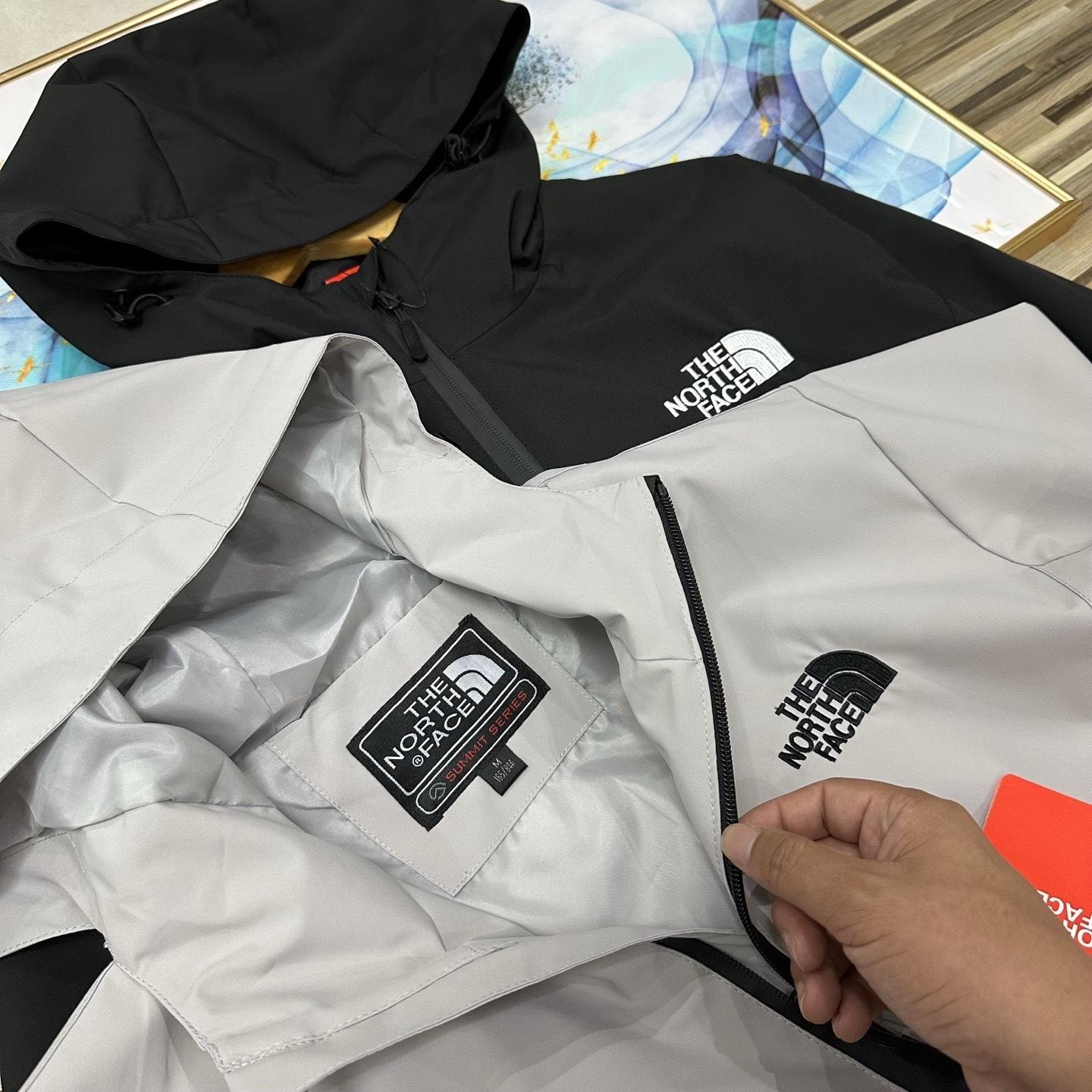 VR2210-VR2211，The north face coat 372.99 上QA gallery