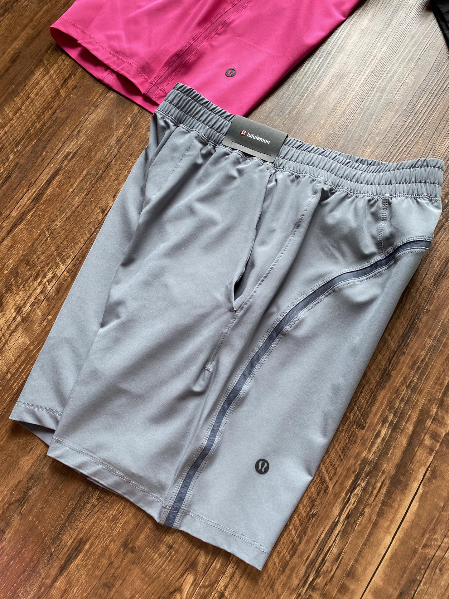 VR671-VR676，Lulu shorts 219.99 上GA QA gallery