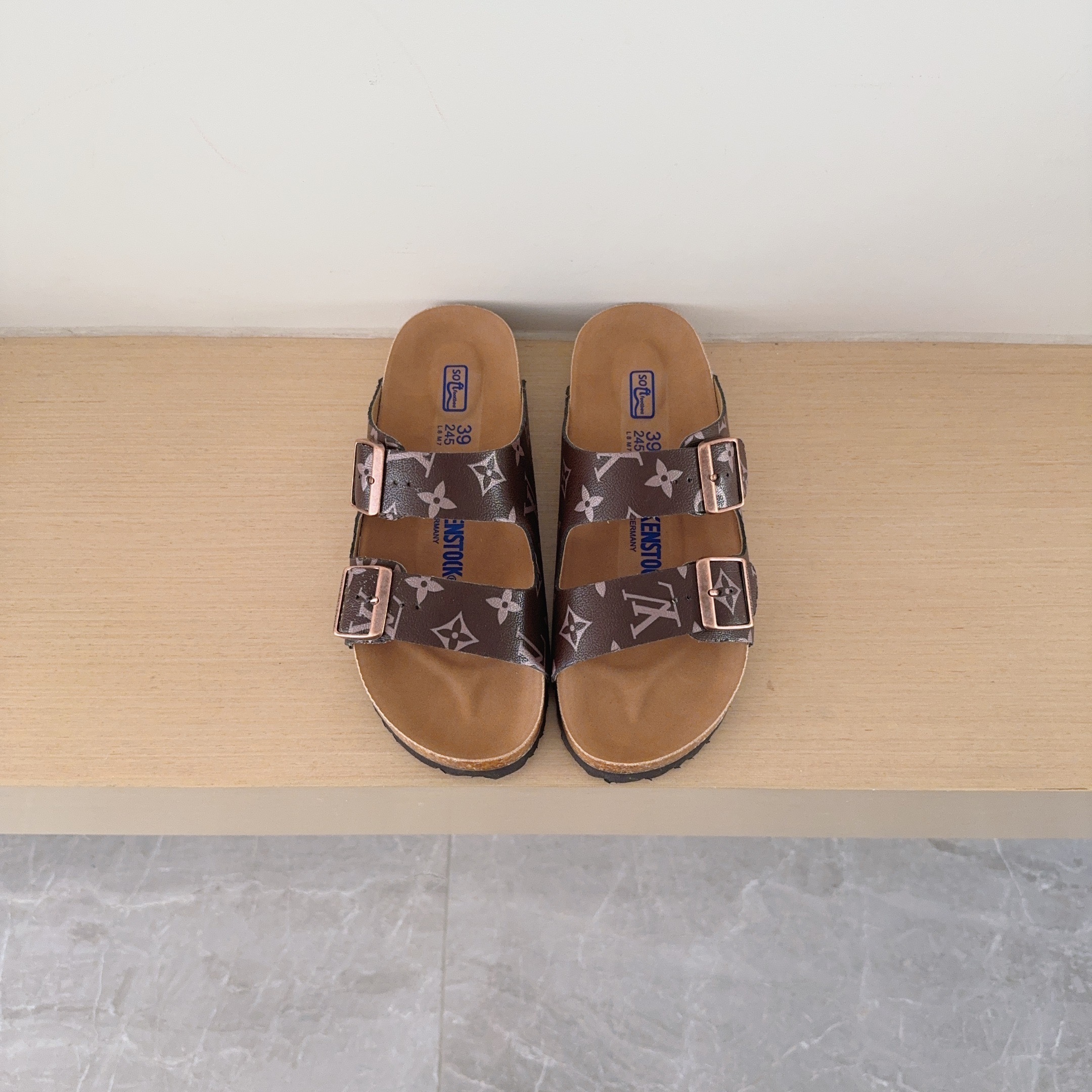 XV393-XV398，brand slipper 319.99上GA WA 35-45 gallery