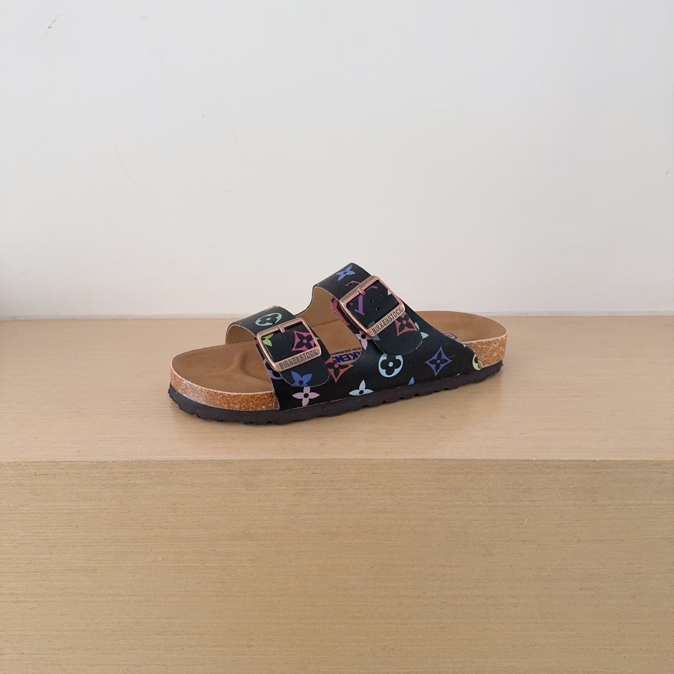 XV393-XV398，brand slipper 319.99上GA WA 35-45 gallery