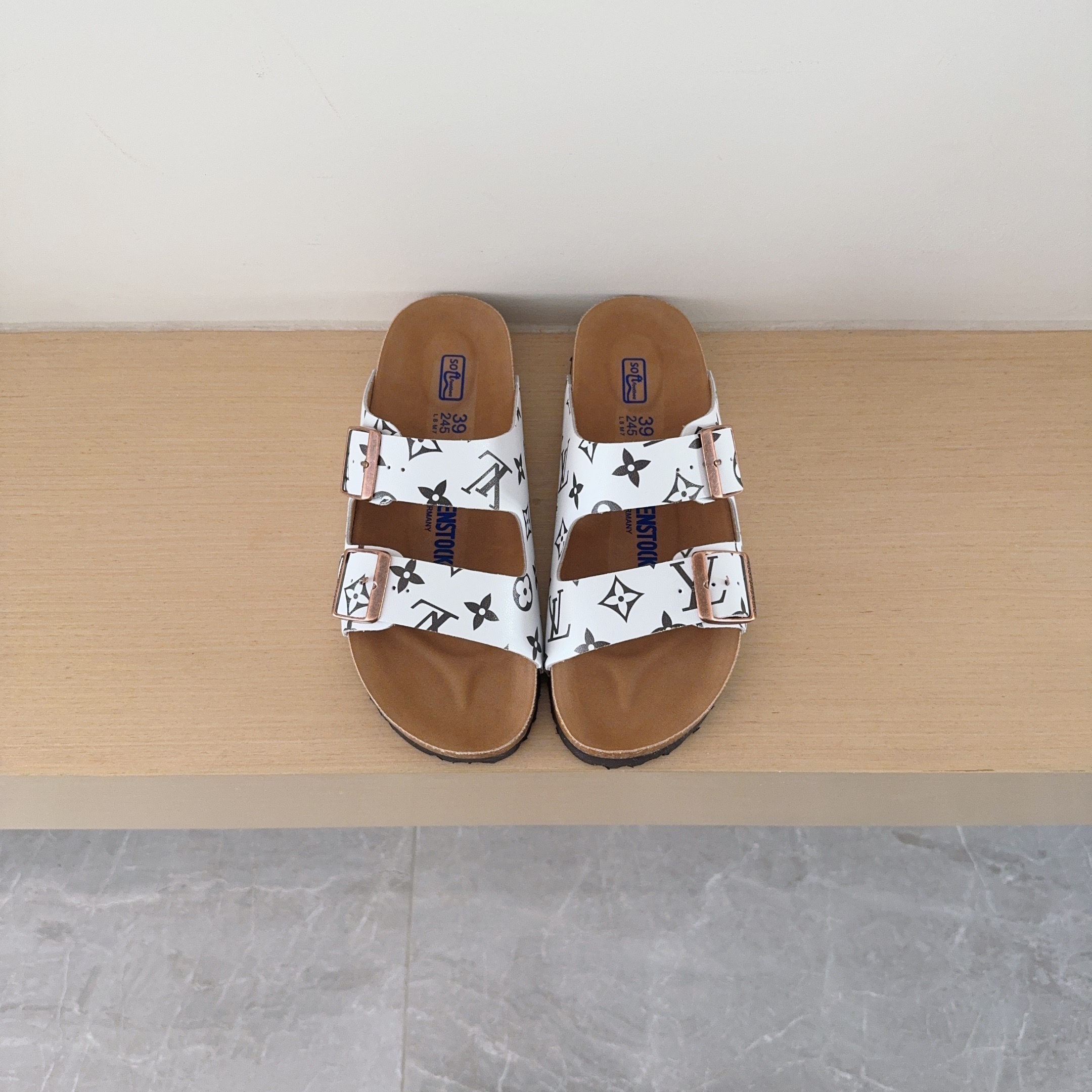 XV393-XV398，brand slipper 319.99上GA WA 35-45 gallery