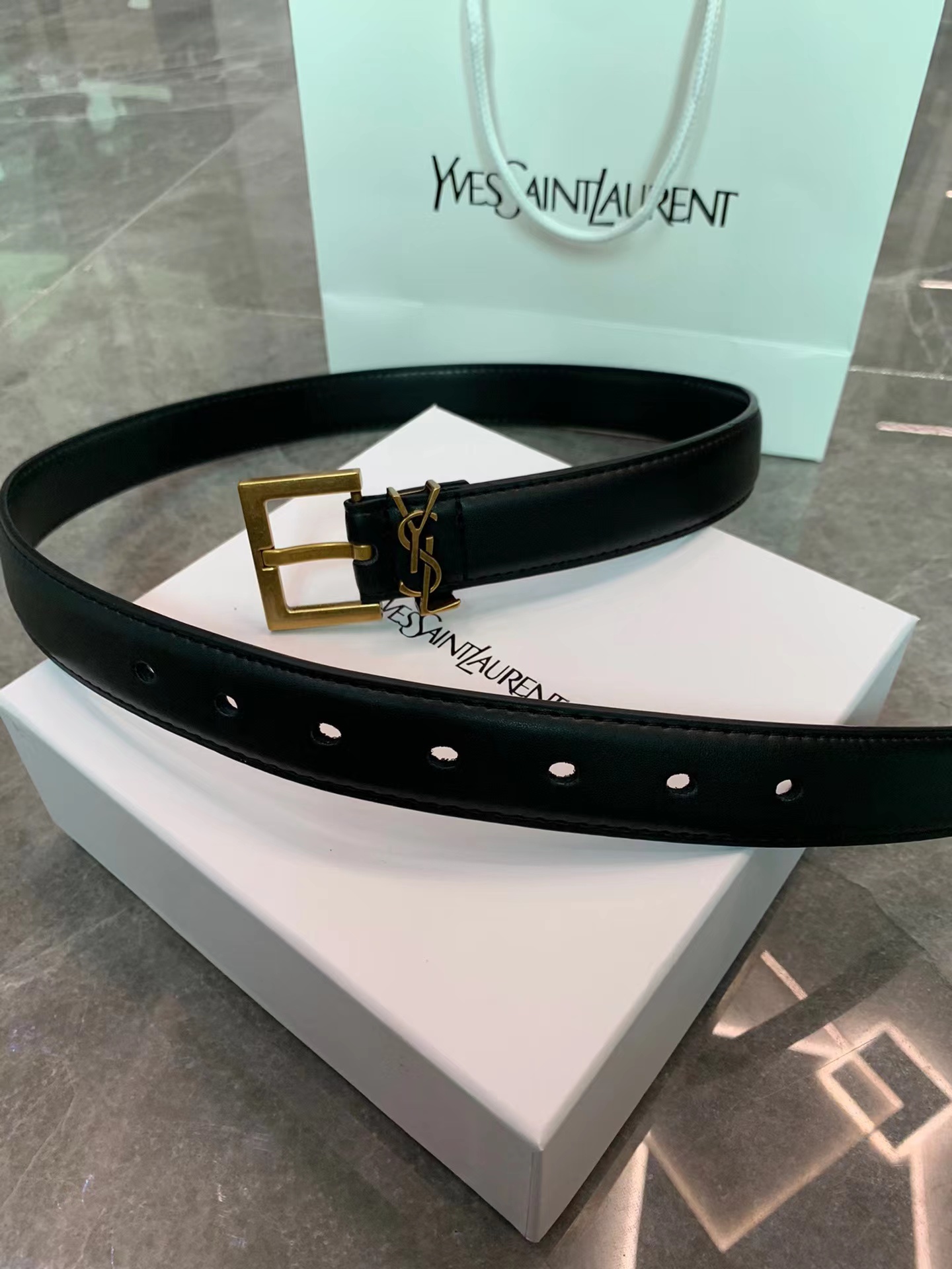 video QR129-QR134，YSL belt 19.99 width 3.0cm Length 110cm gallery