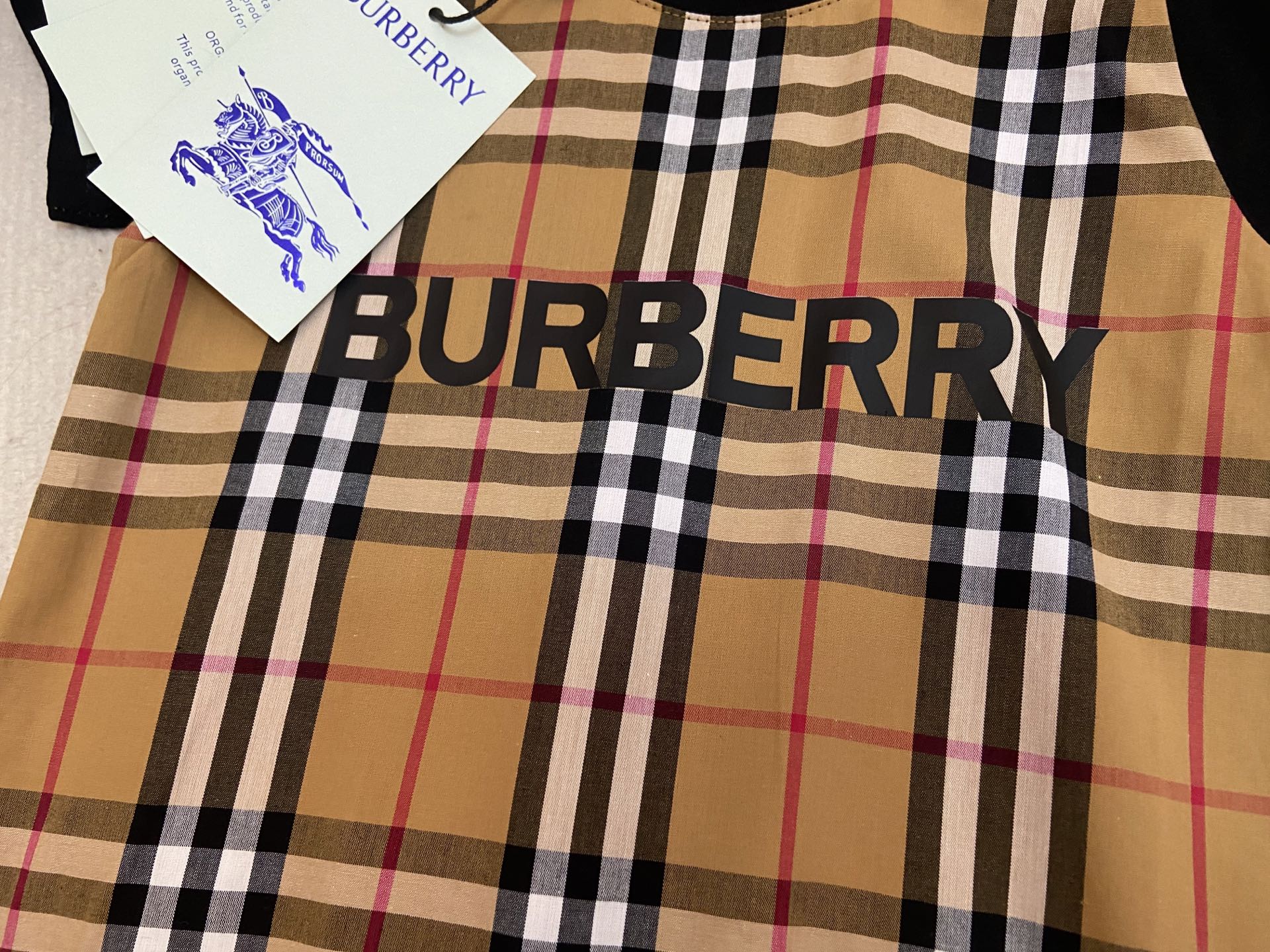 AHUA33 0098 gallery