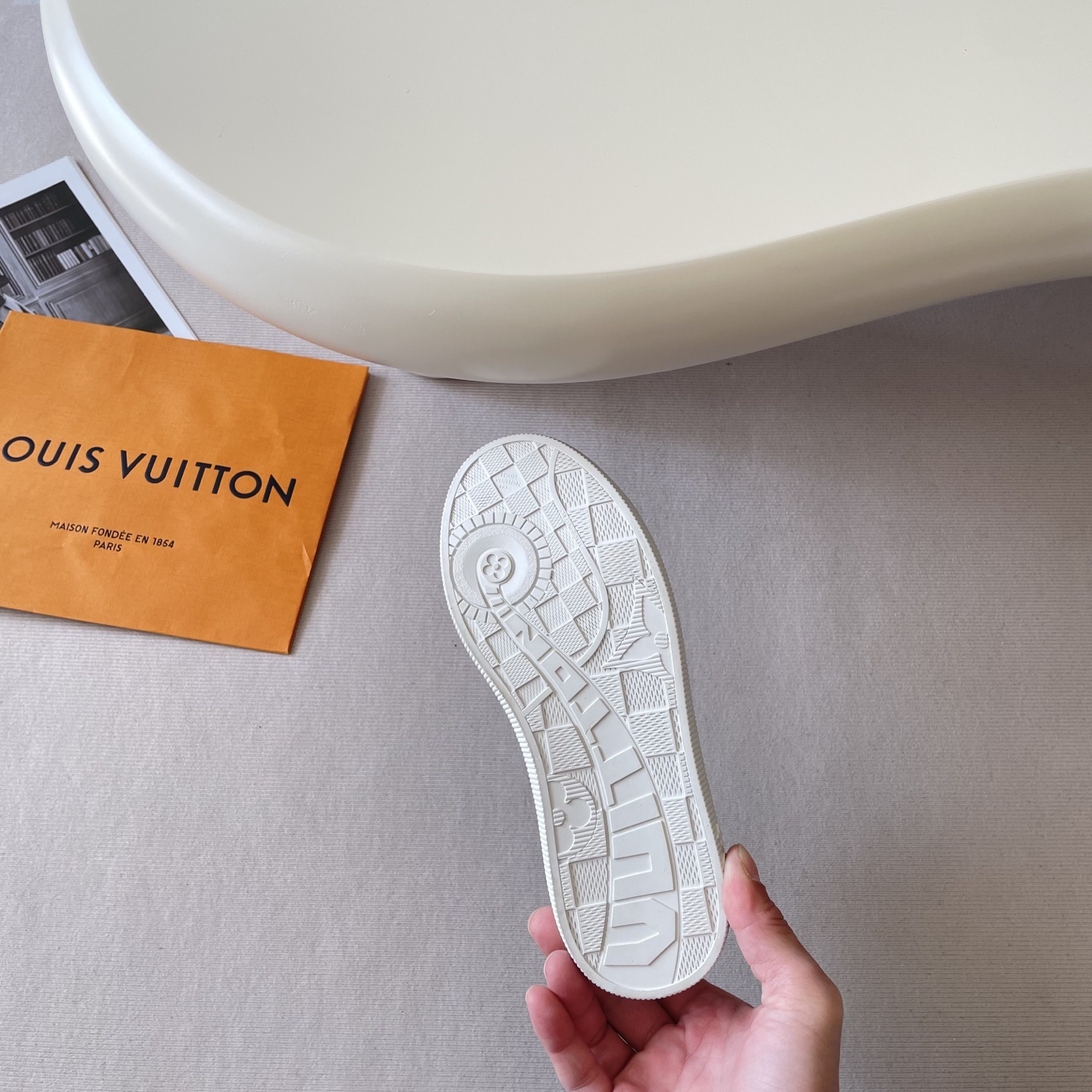 A0II  $53.88  SIZE 35-40 gallery