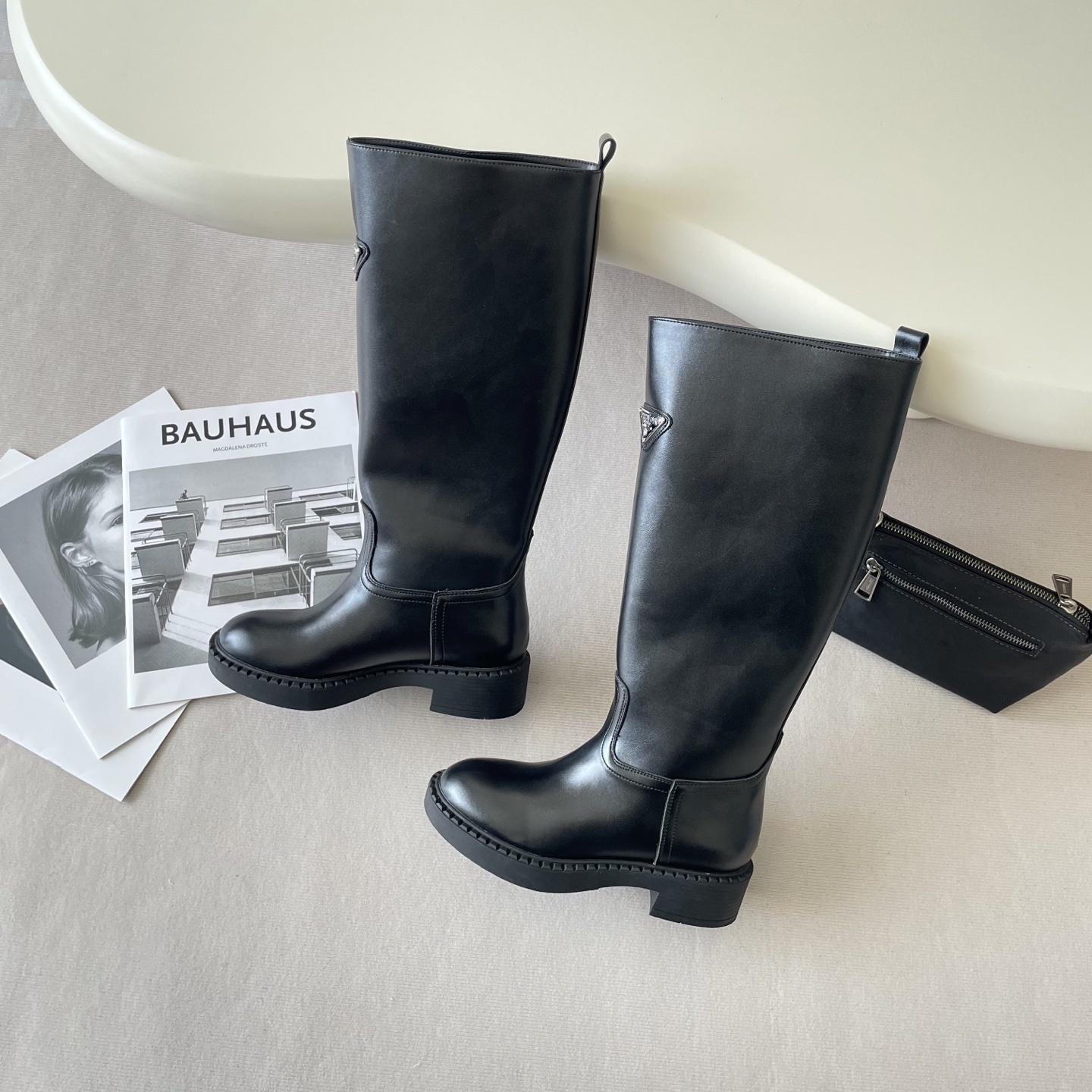 A0IK  $59.88  SIZE 35-41 gallery