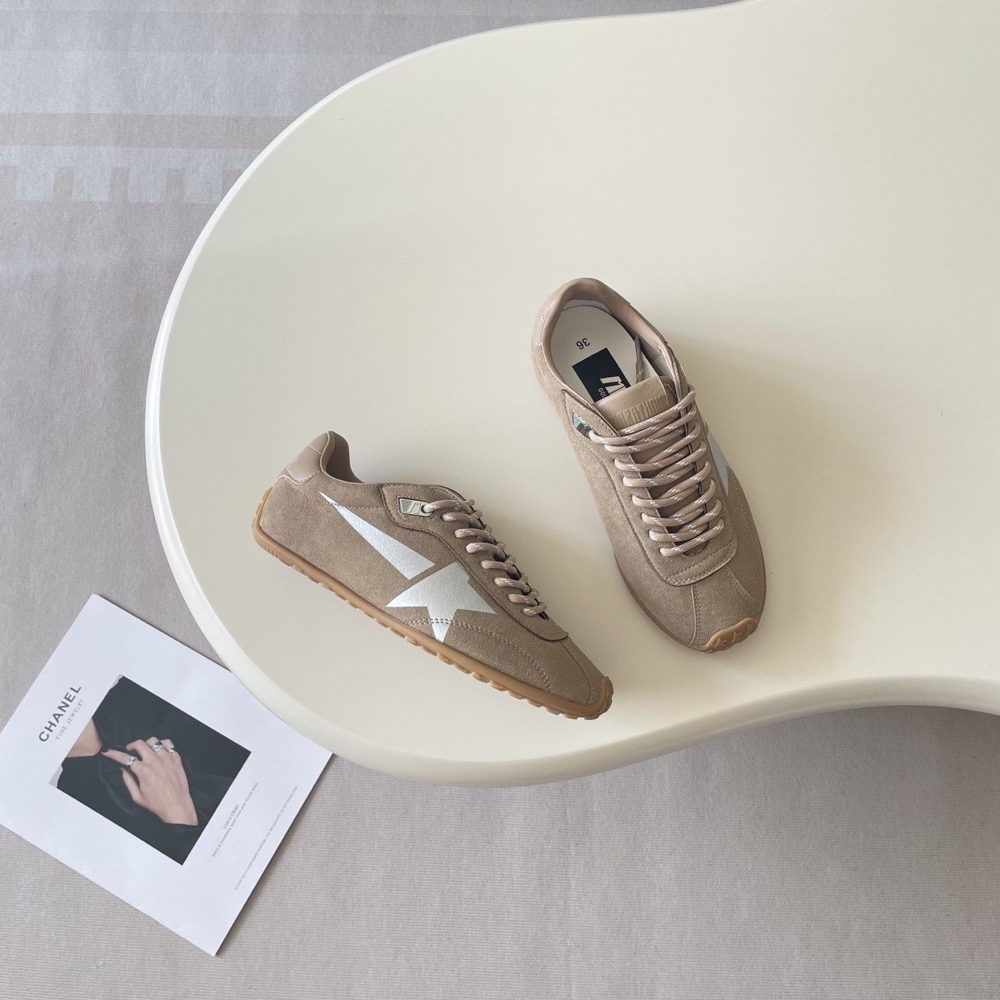 A0IO   $56.88   SIZE 35-45 gallery