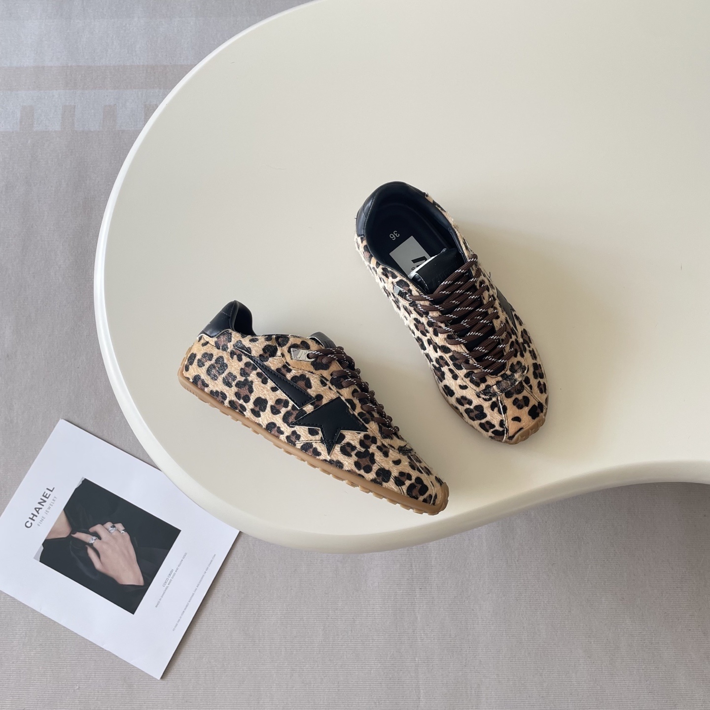 A0IO   $56.88   SIZE 35-45 gallery