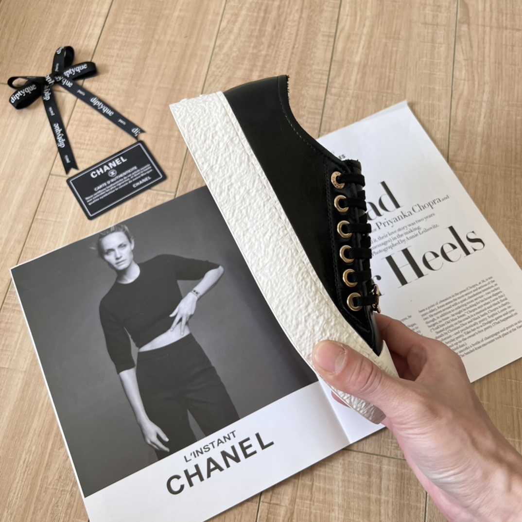 A0IU   $55.88   SIZE 35-40 gallery