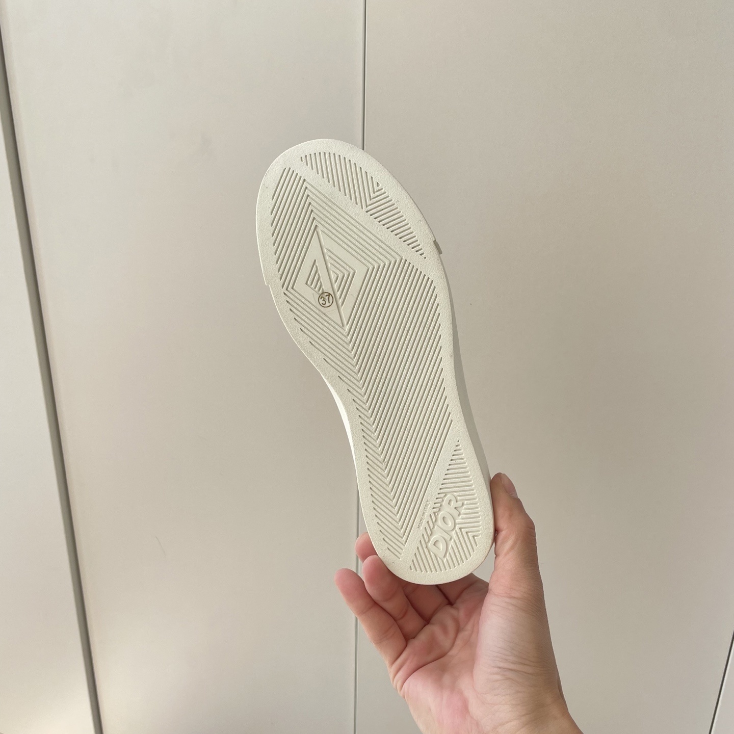 A0OK  $58.88  SIZE 35-45 gallery