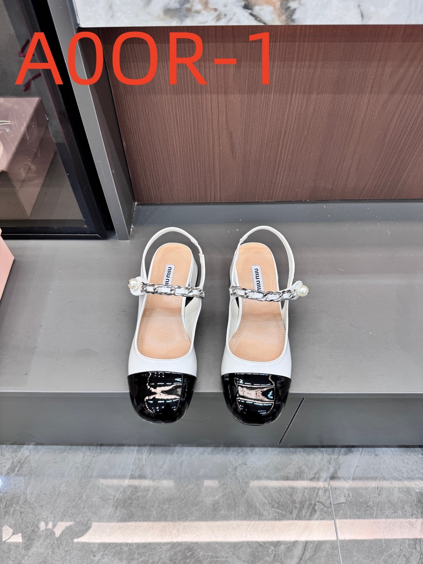 A0OR  $53.88  SIZE 35-40    4.5cm high heels gallery