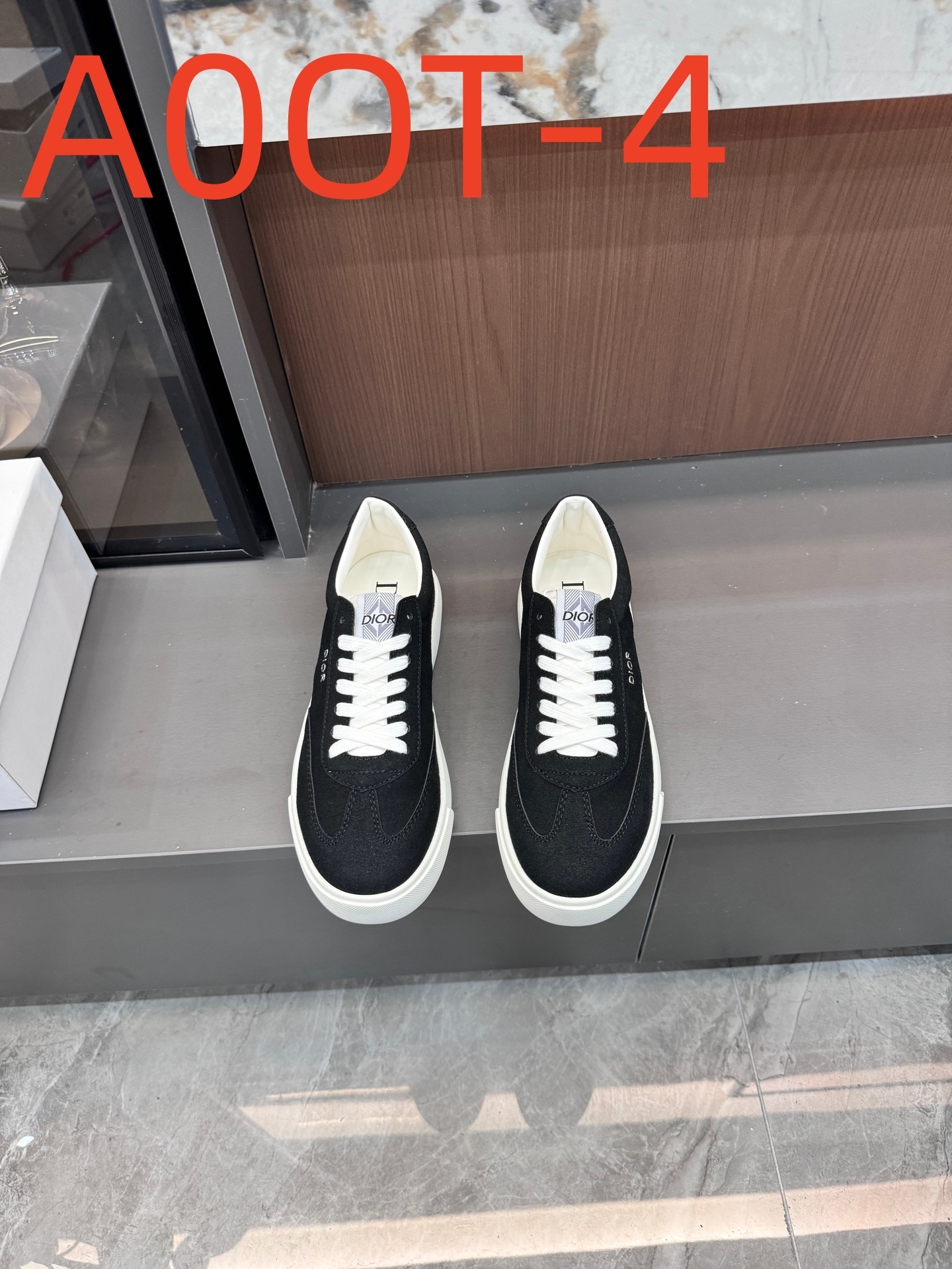 A0OT  $53.88  SIZE 35-45 gallery