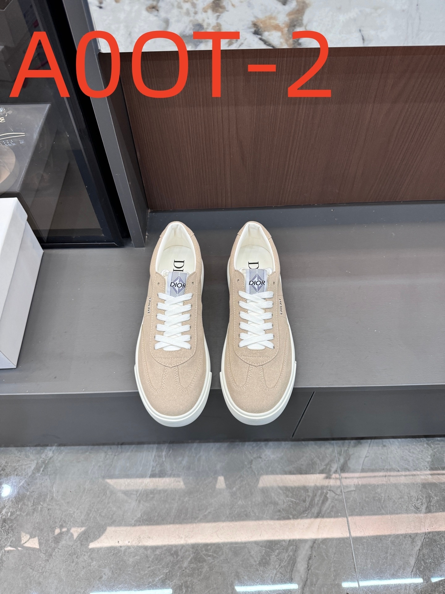 A0OT  $53.88  SIZE 35-45 gallery