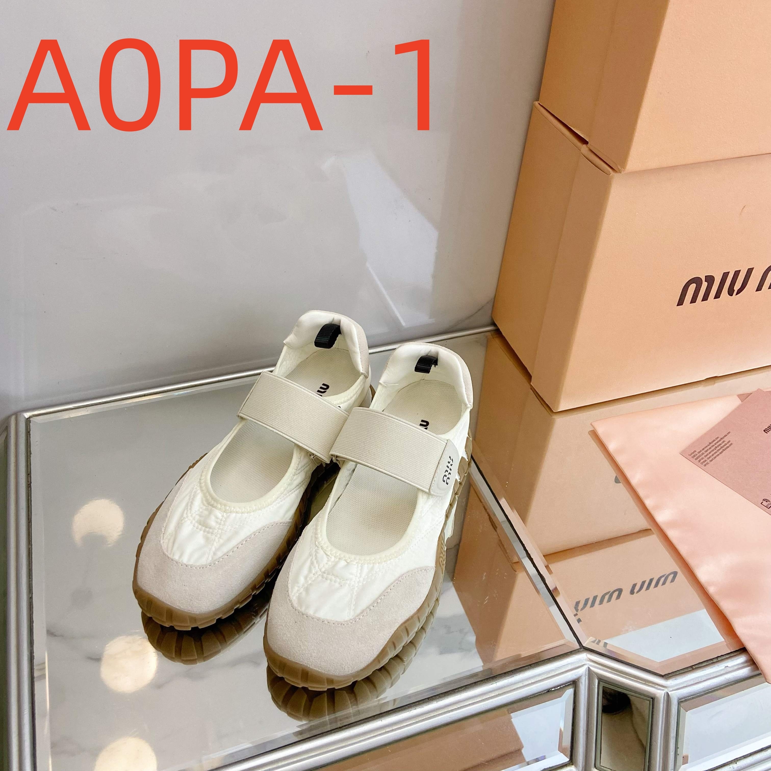 A0PA  $55.88  SIZE 35-40 gallery