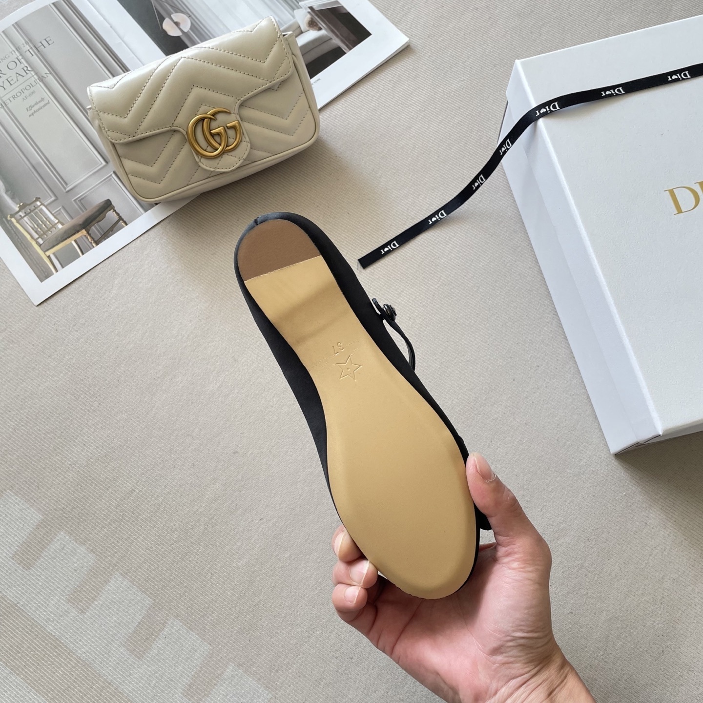 A0PE  $55.88  SIZE 35-41 gallery