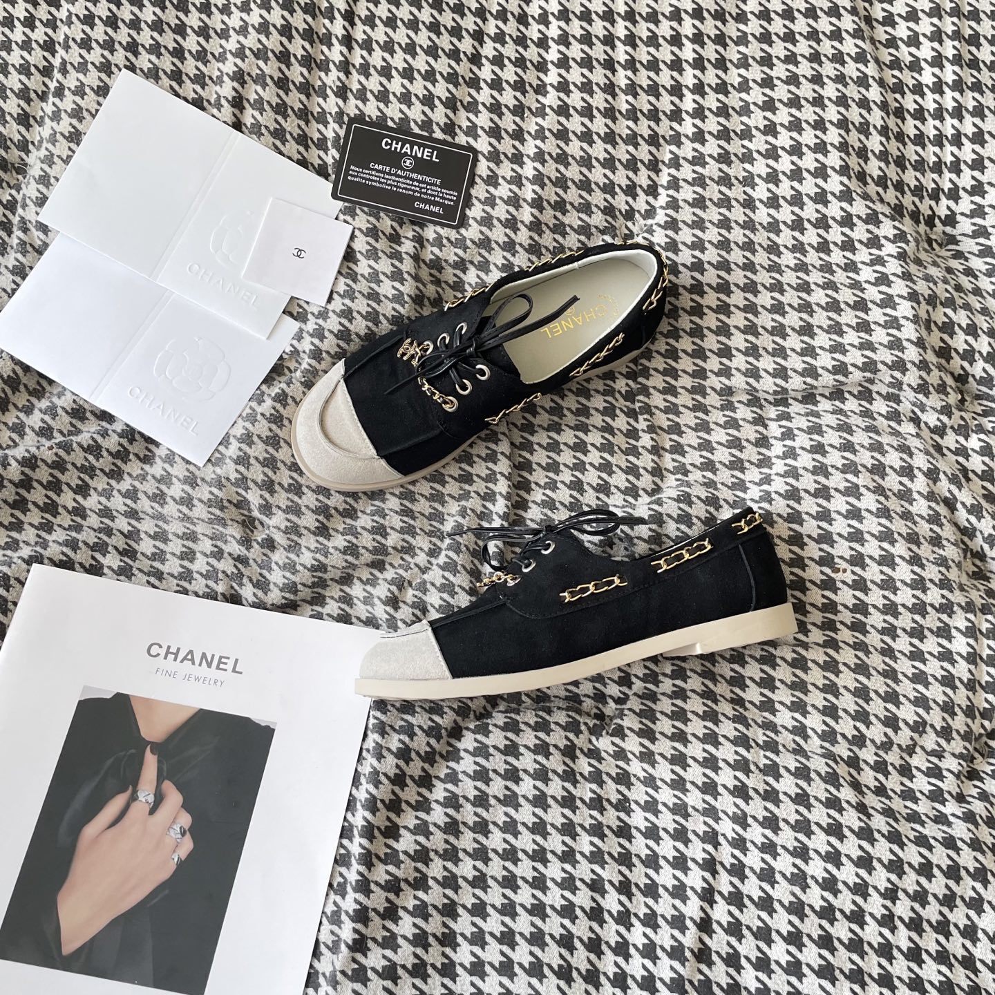 A0PQ  $55.88  SIZE 35-41 gallery