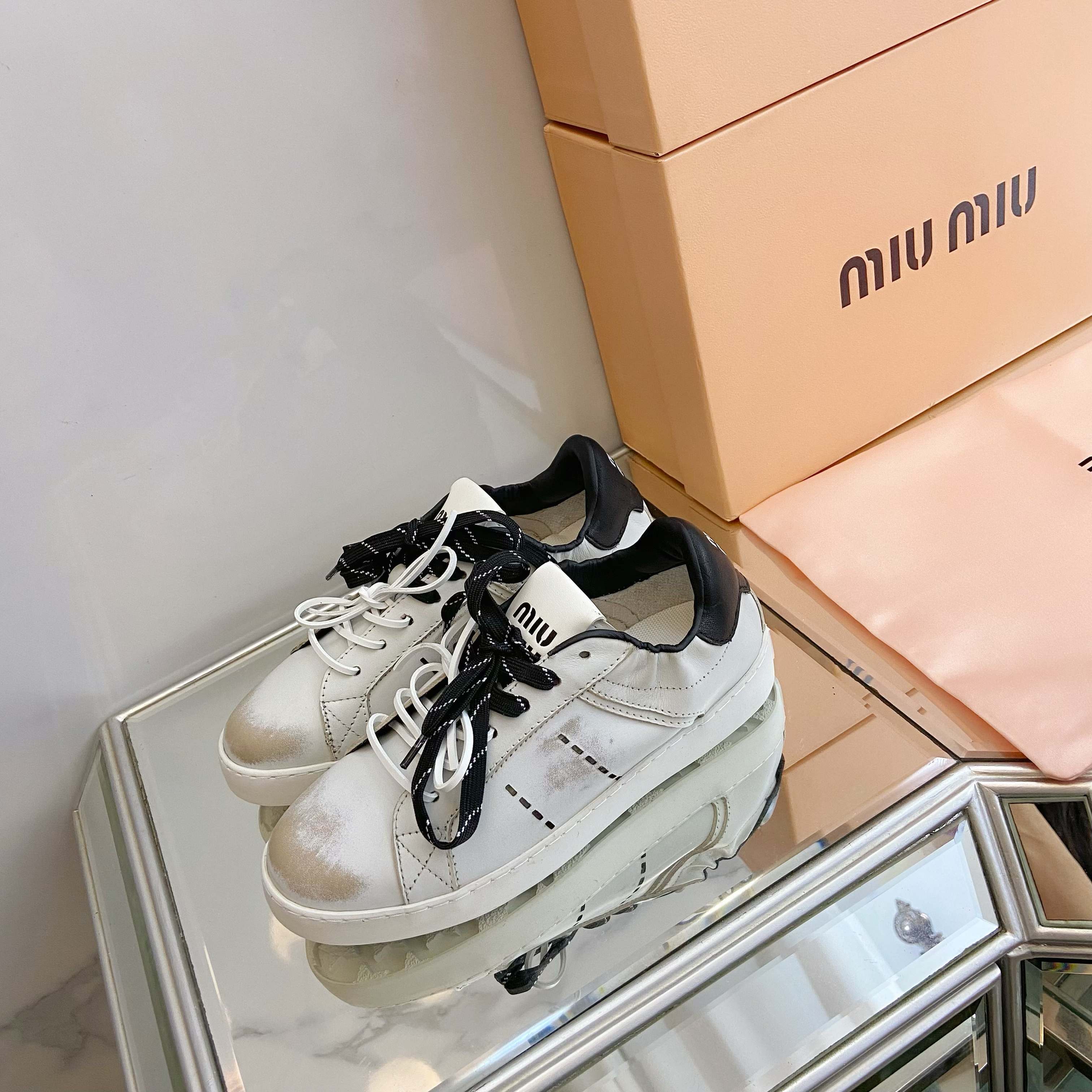 A0PR  $58.88  SIZE 35-40 gallery