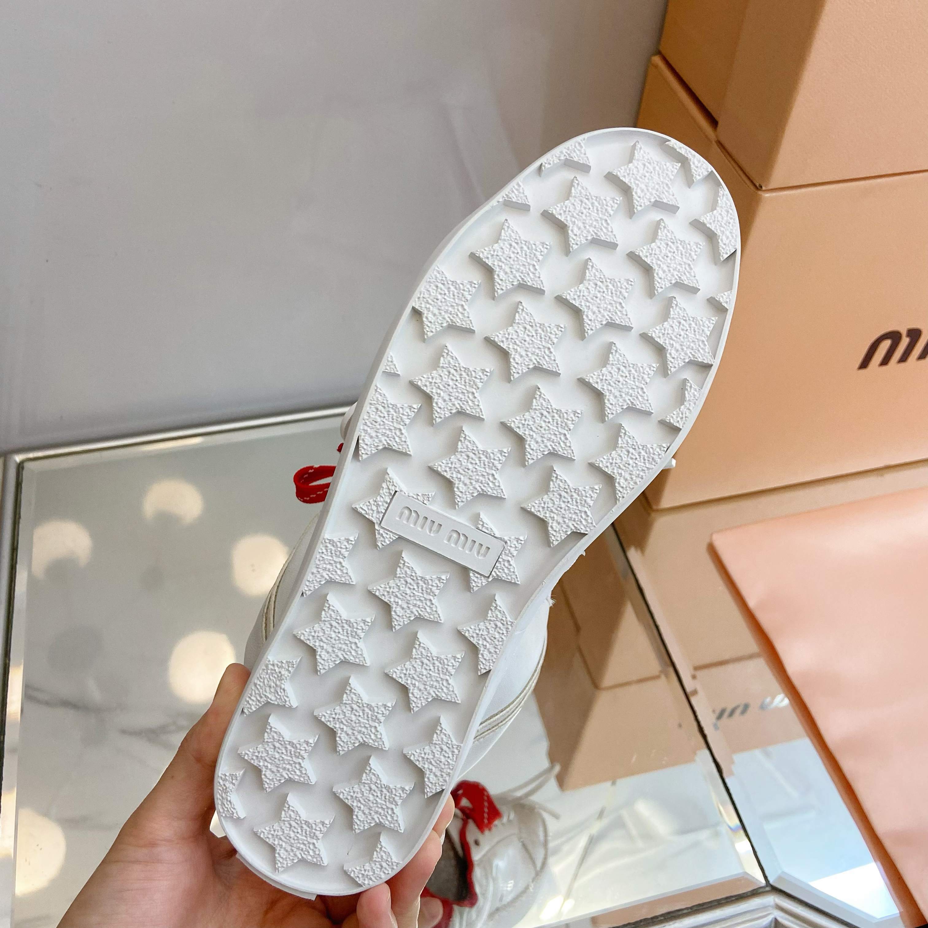 A0PR  $58.88  SIZE 35-40 gallery