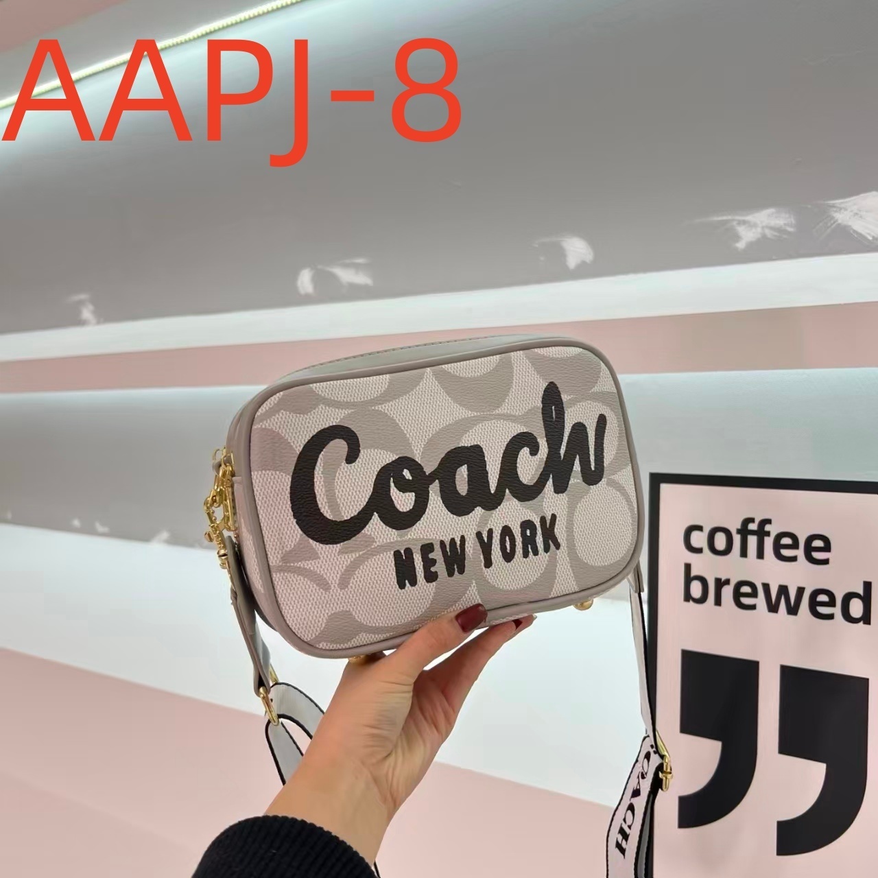 AAPJ  $32.88 gallery